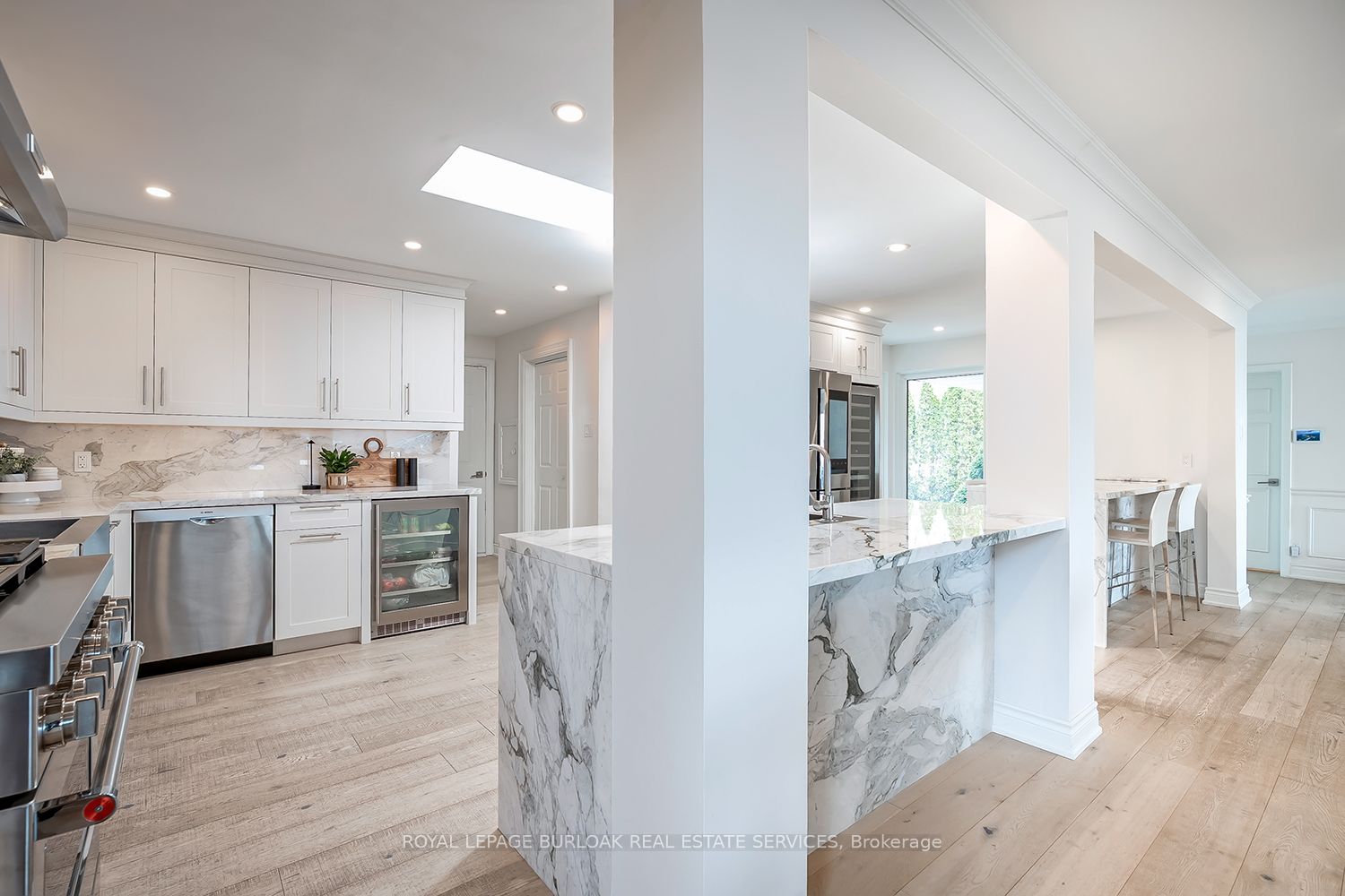 624 North Shore Boulevard E