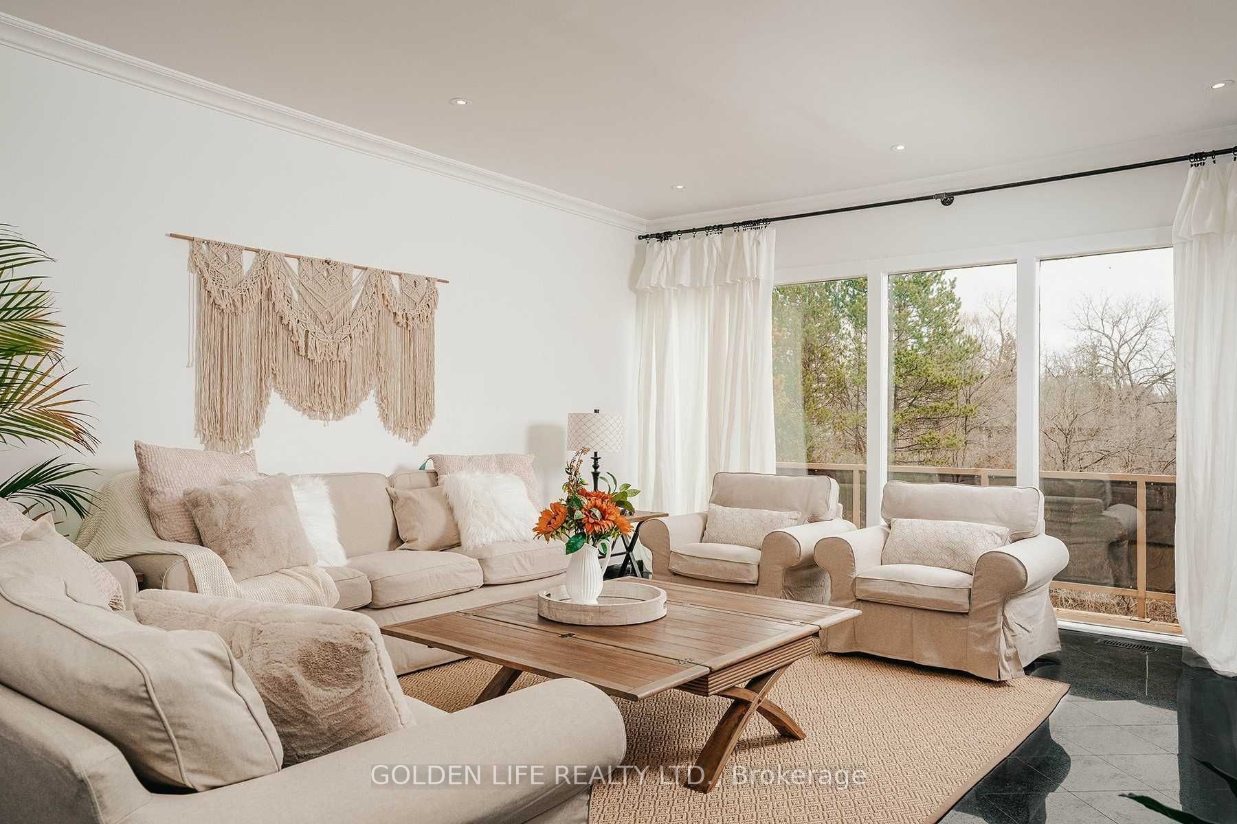 1 Garnier Court