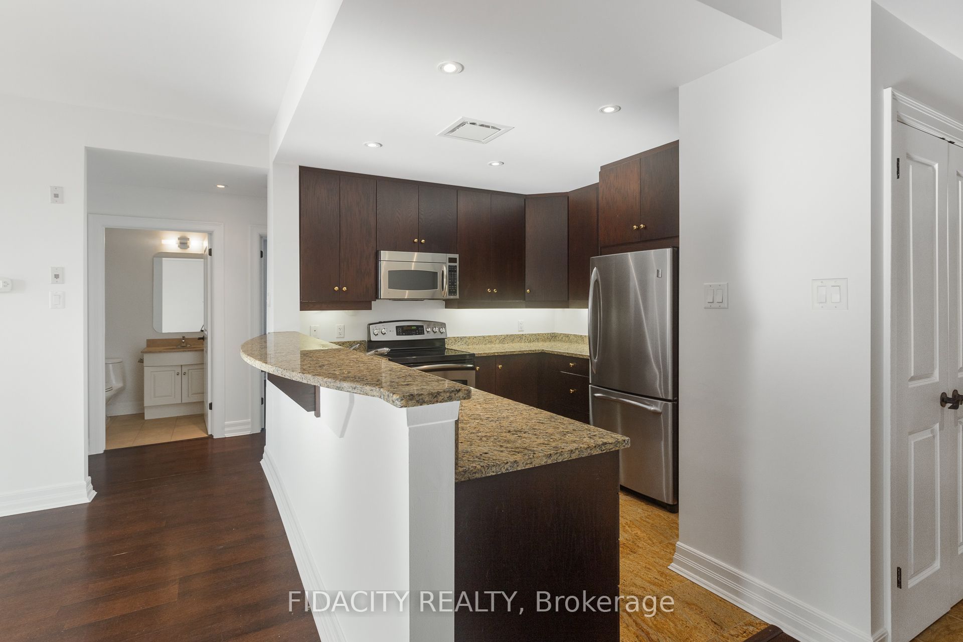320 Mcleod Street 302