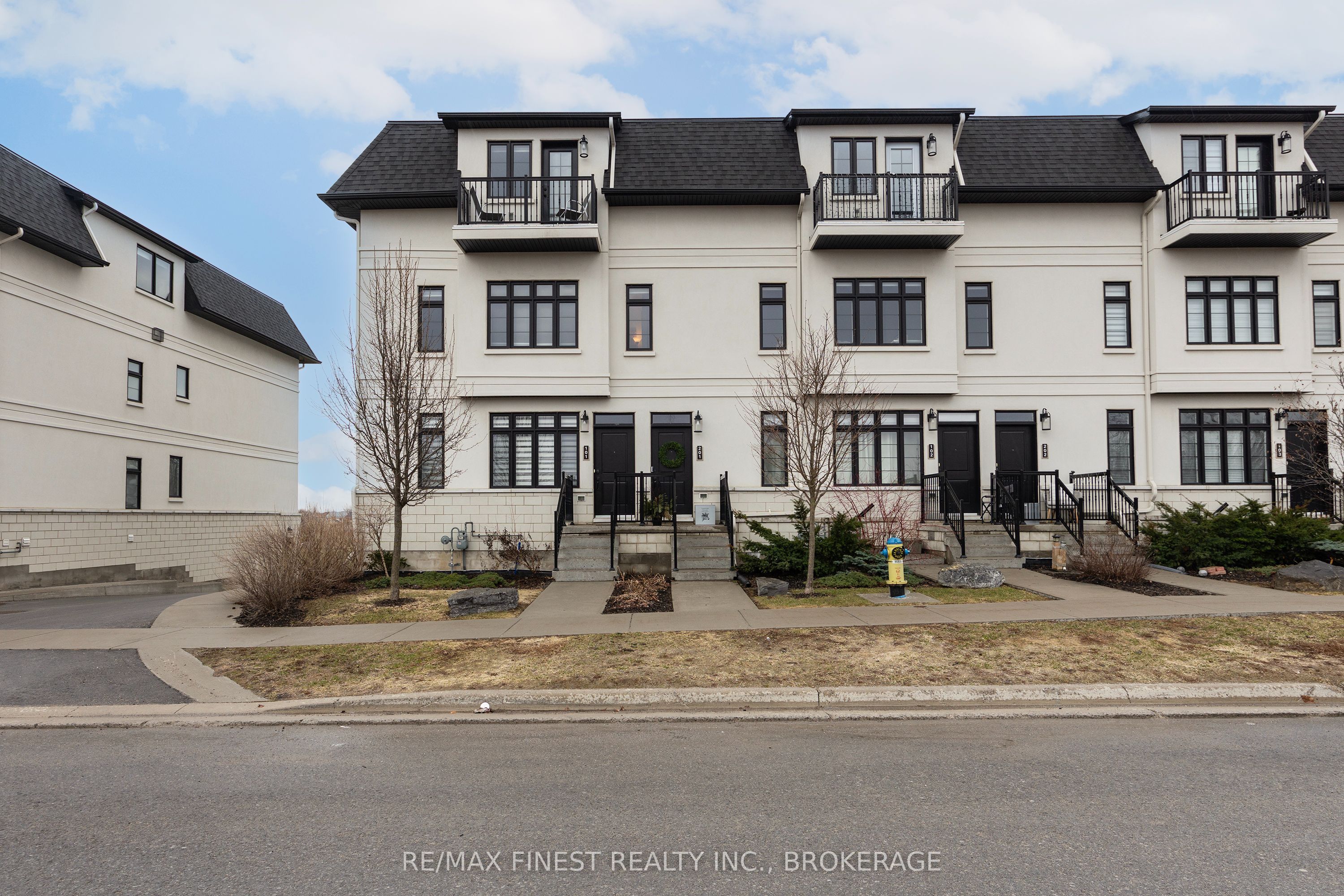 1015 Terra Verde Way 201