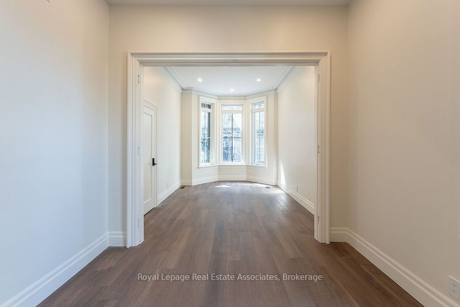 54 / 56 Stewart Street