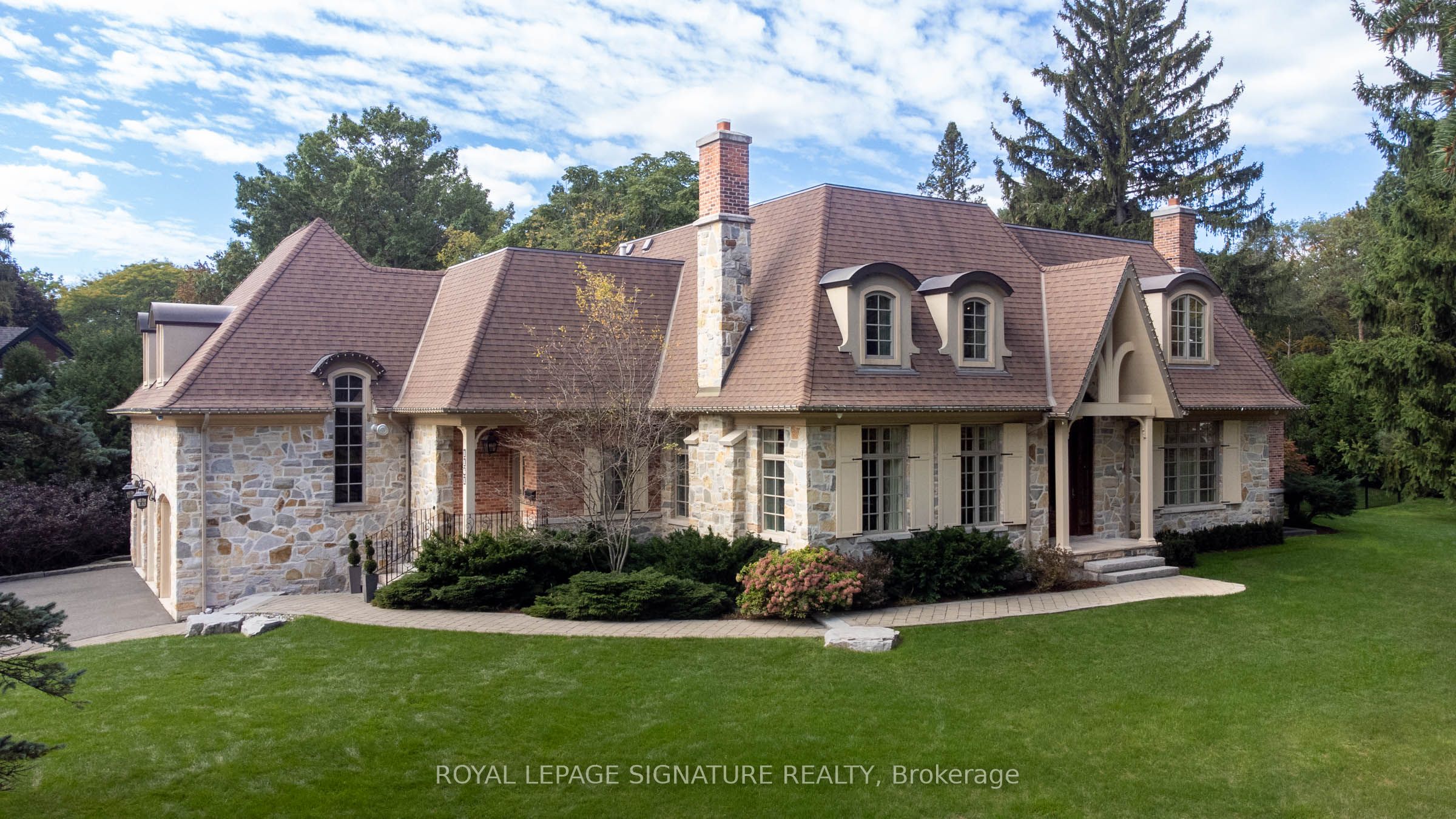 1161 Tecumseh Park Drive