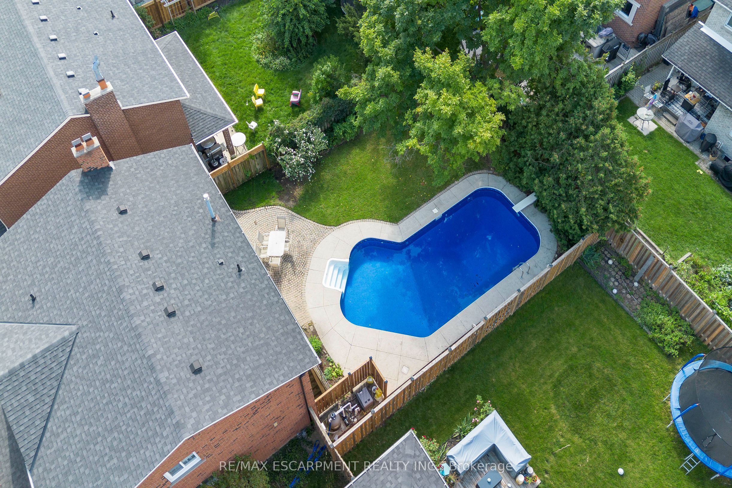 1149 Mesa Crescent