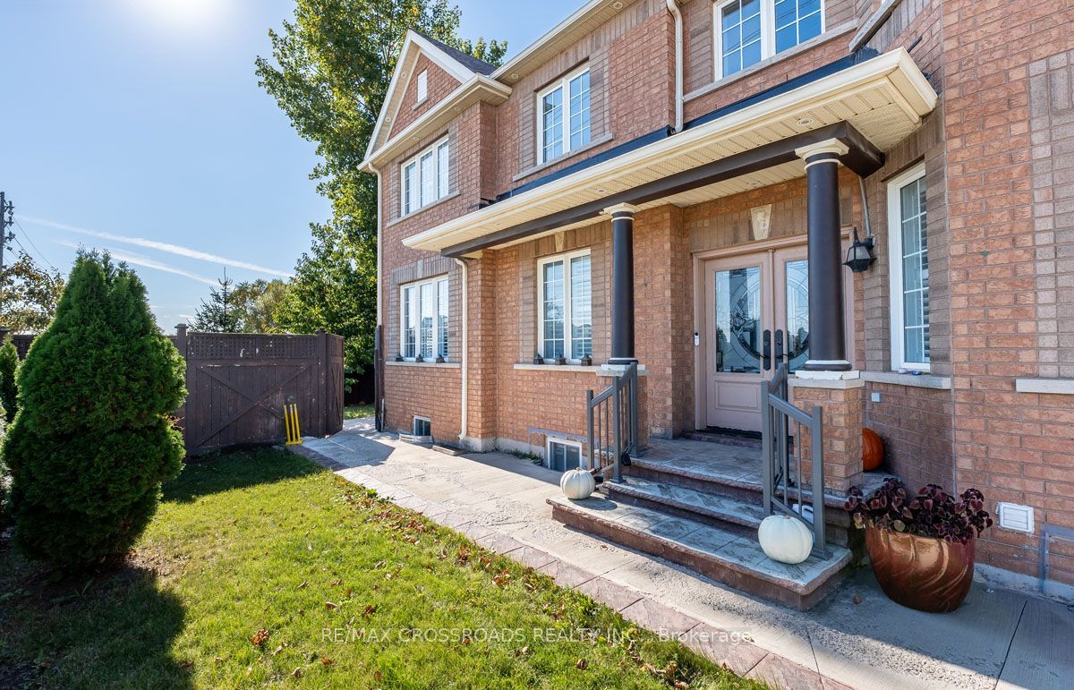 1090 Trudeau Drive