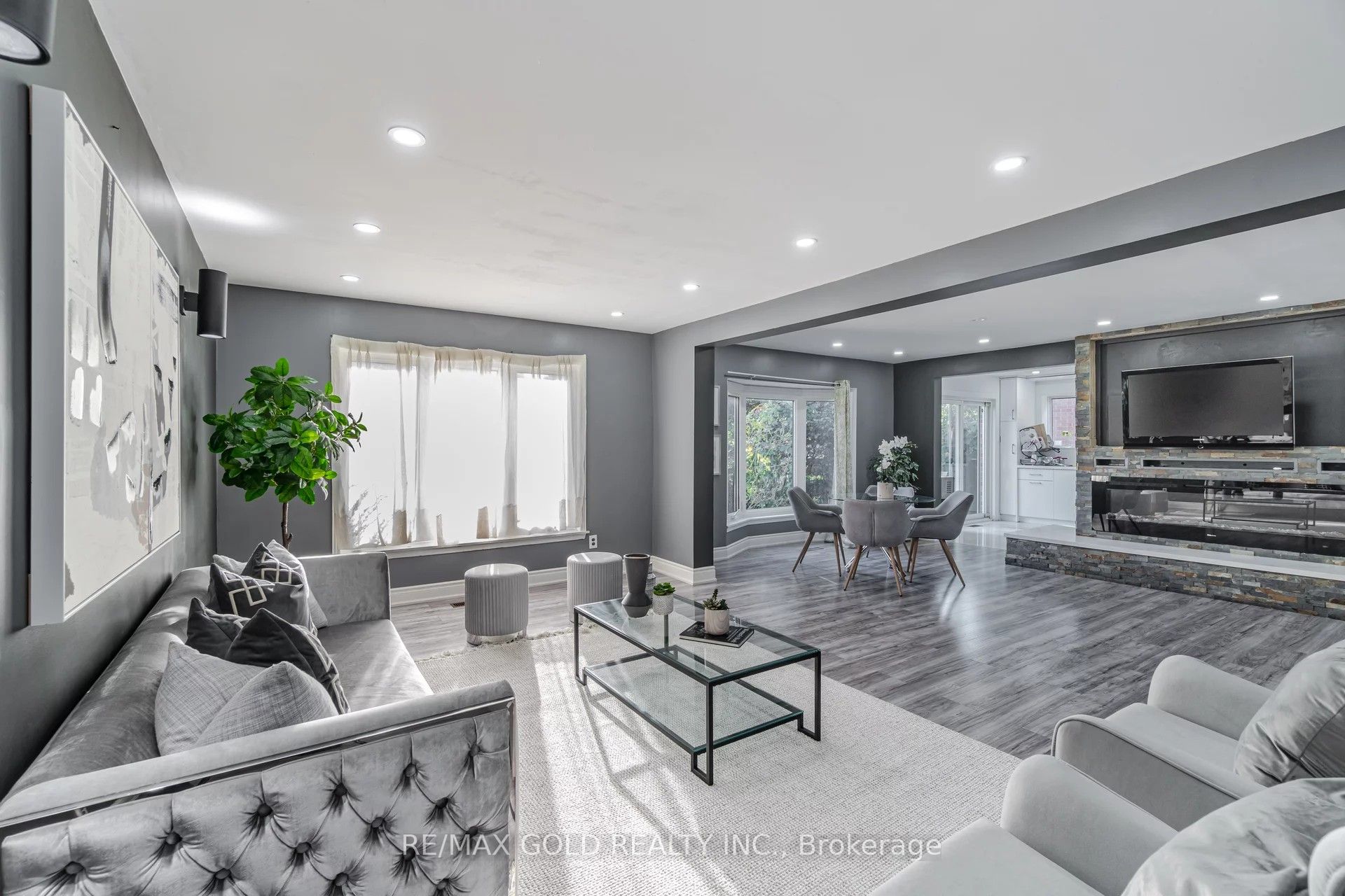 21 Nottingham Crescent