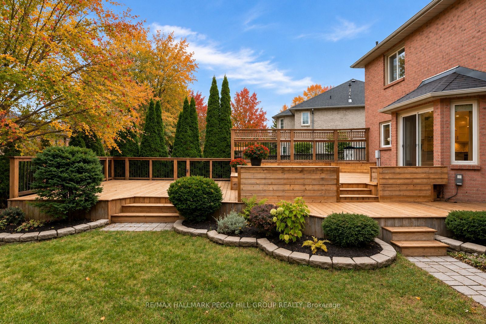 590 Gagnon Place