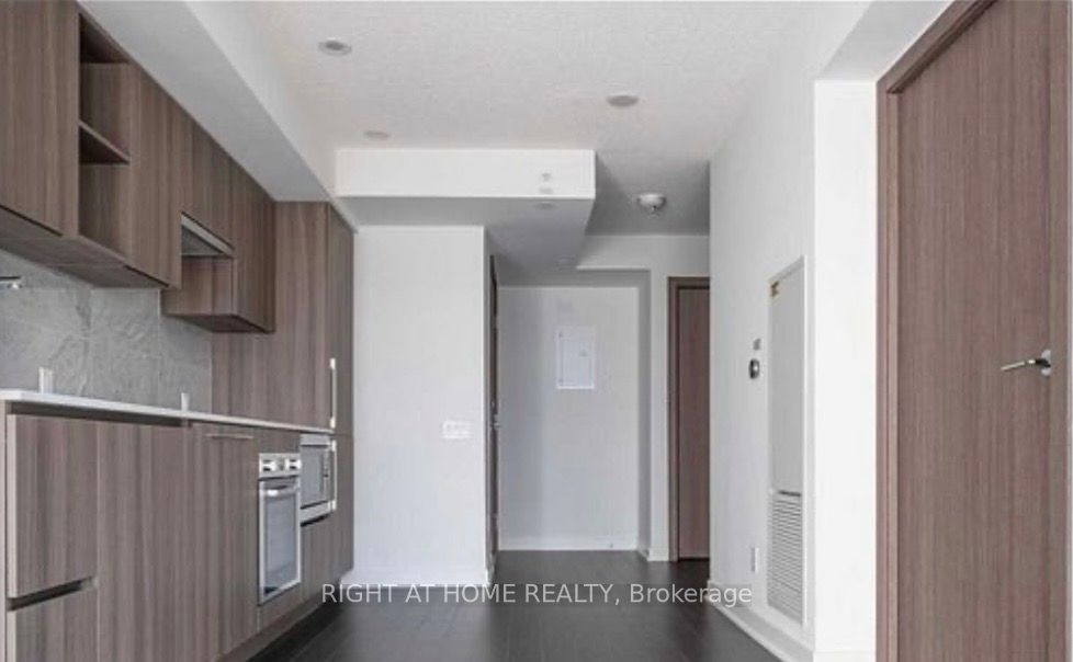 17 BATHURST Street 3205