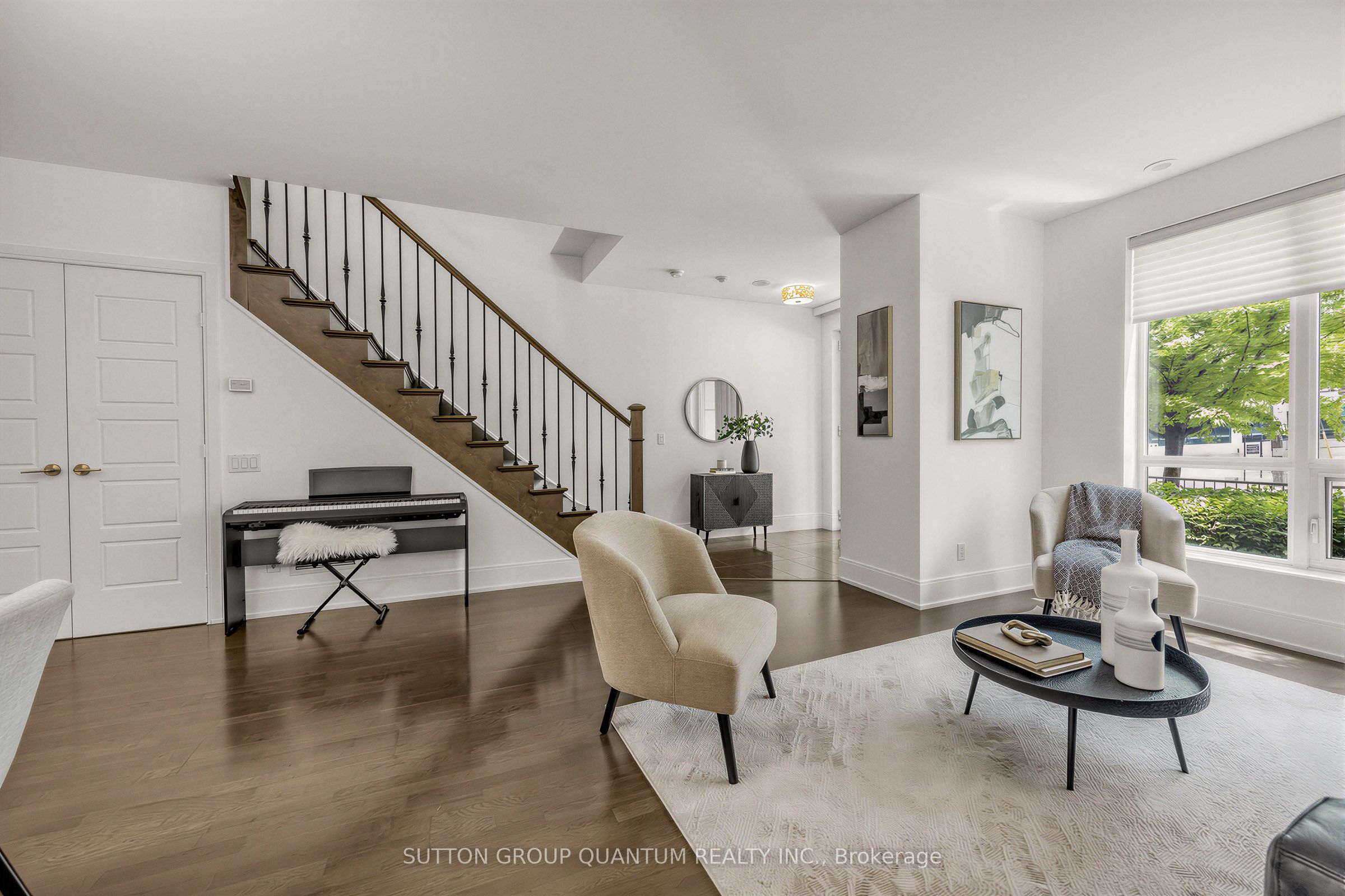 15 Viking Lane Th02