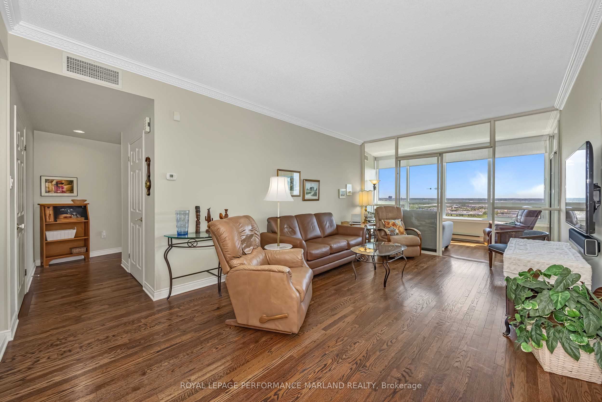 1480 Riverside Drive 2004