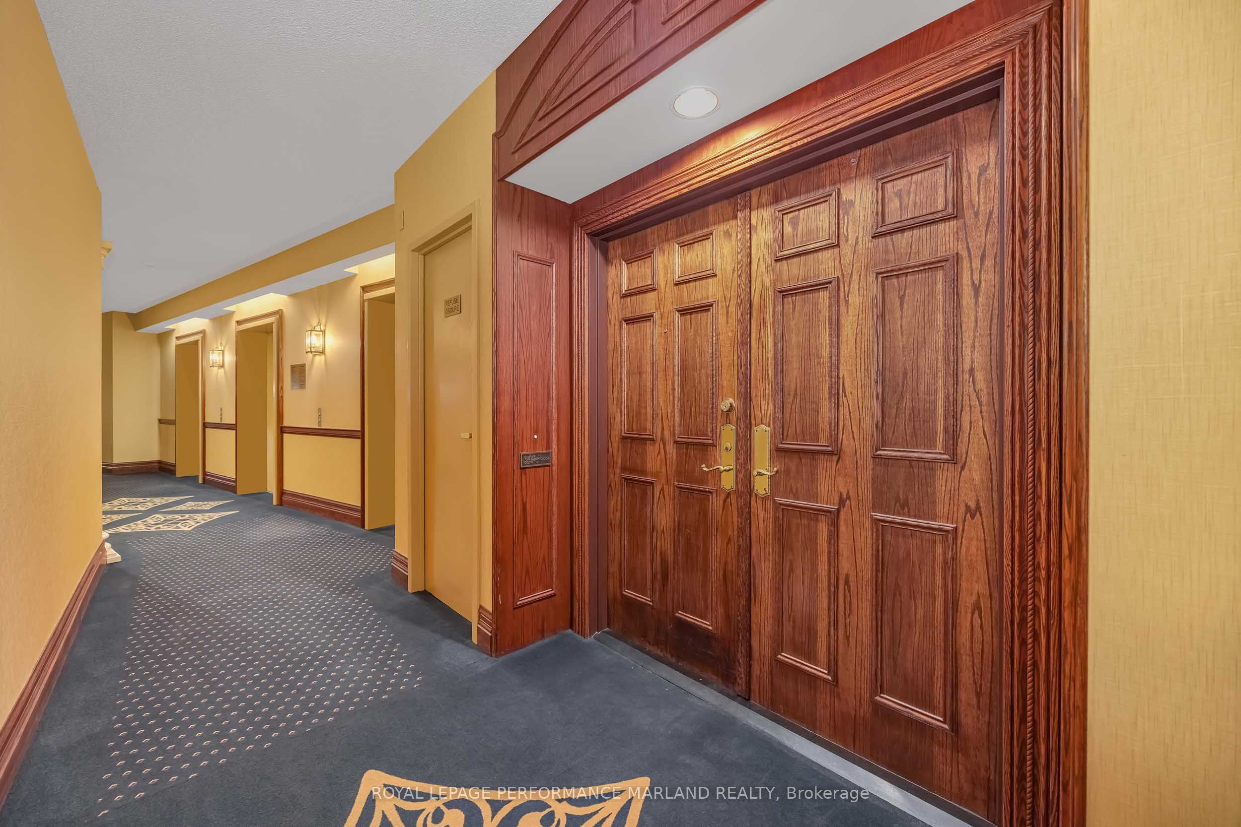 1480 Riverside Drive 2004