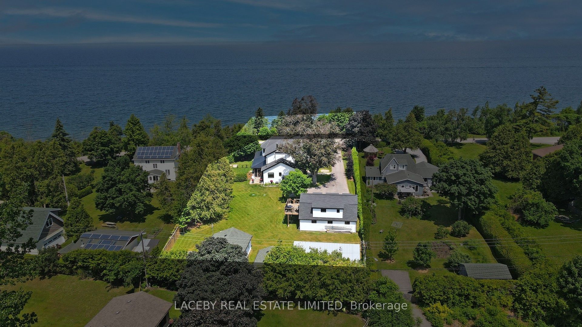 343 Hedge Road