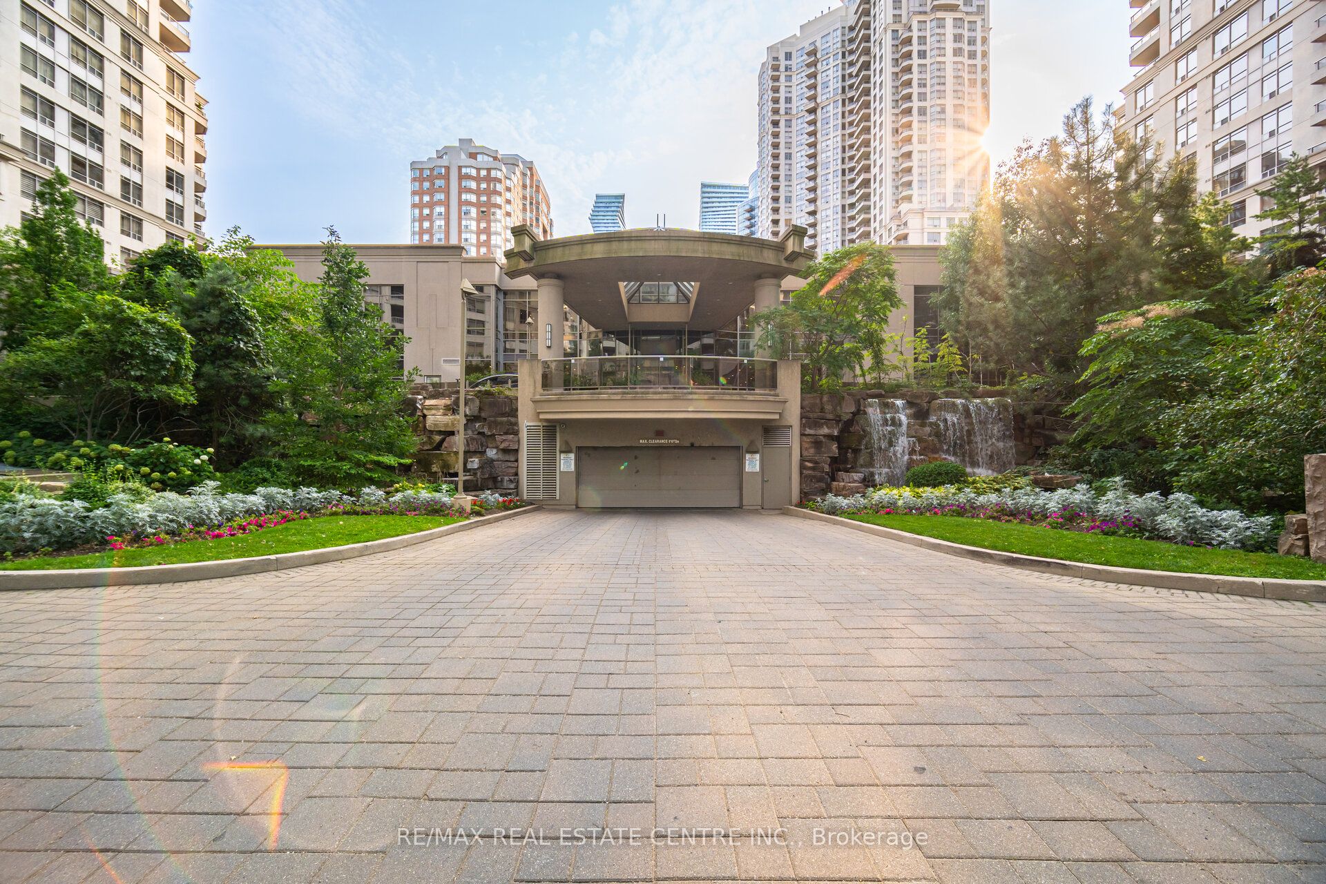 3888 Duke of York Boulevard 2625