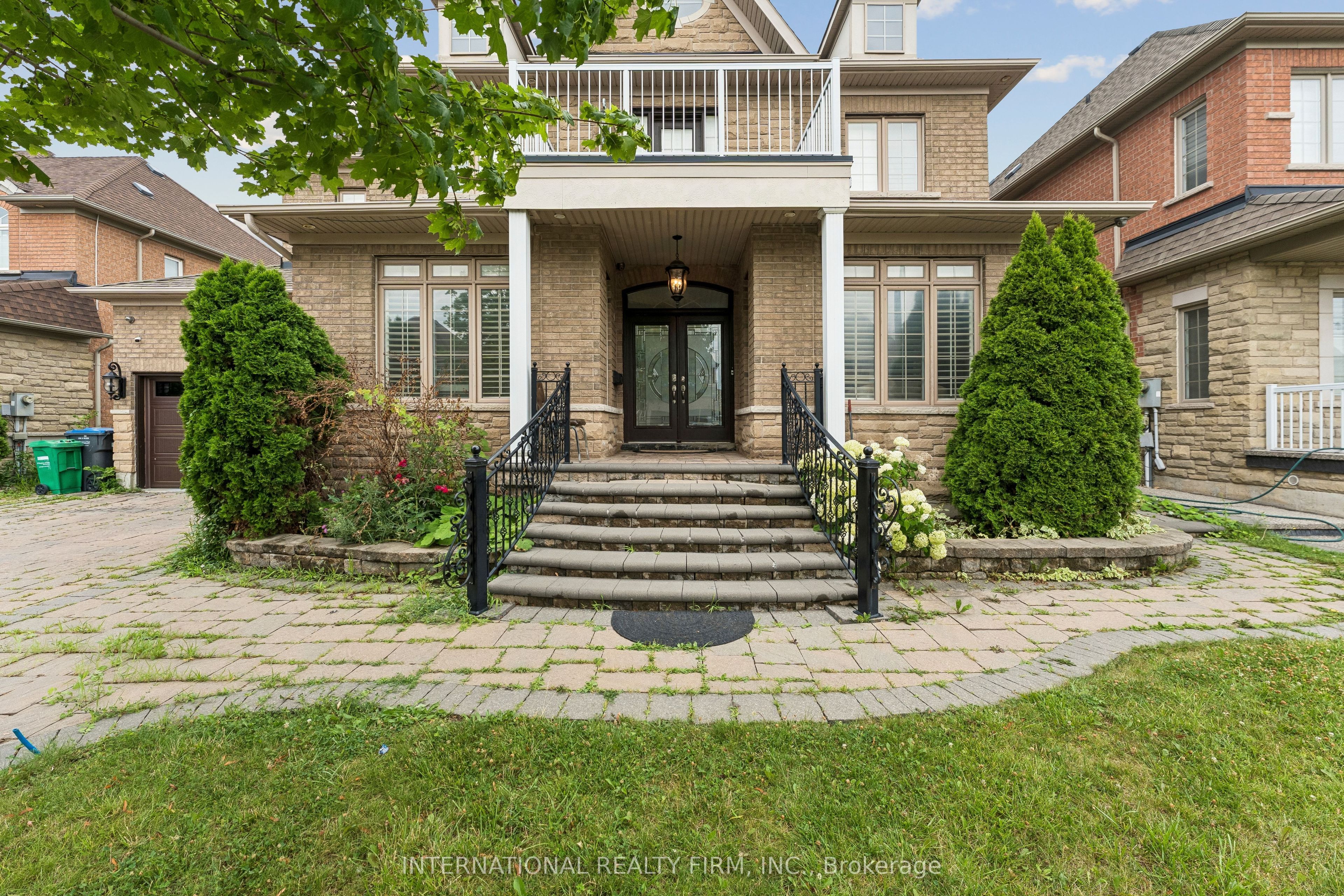 8 Redwillow Road
