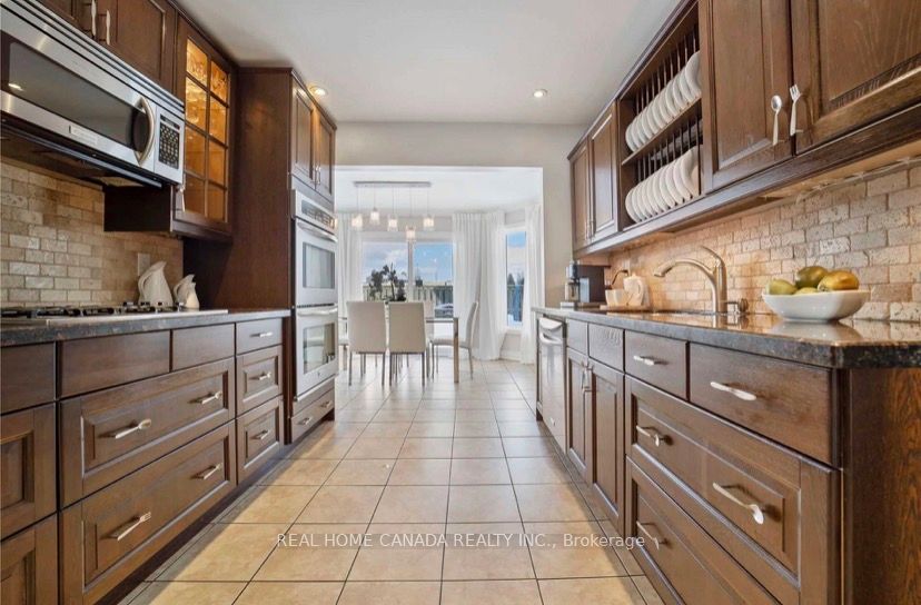 5315 Huntingfield Drive