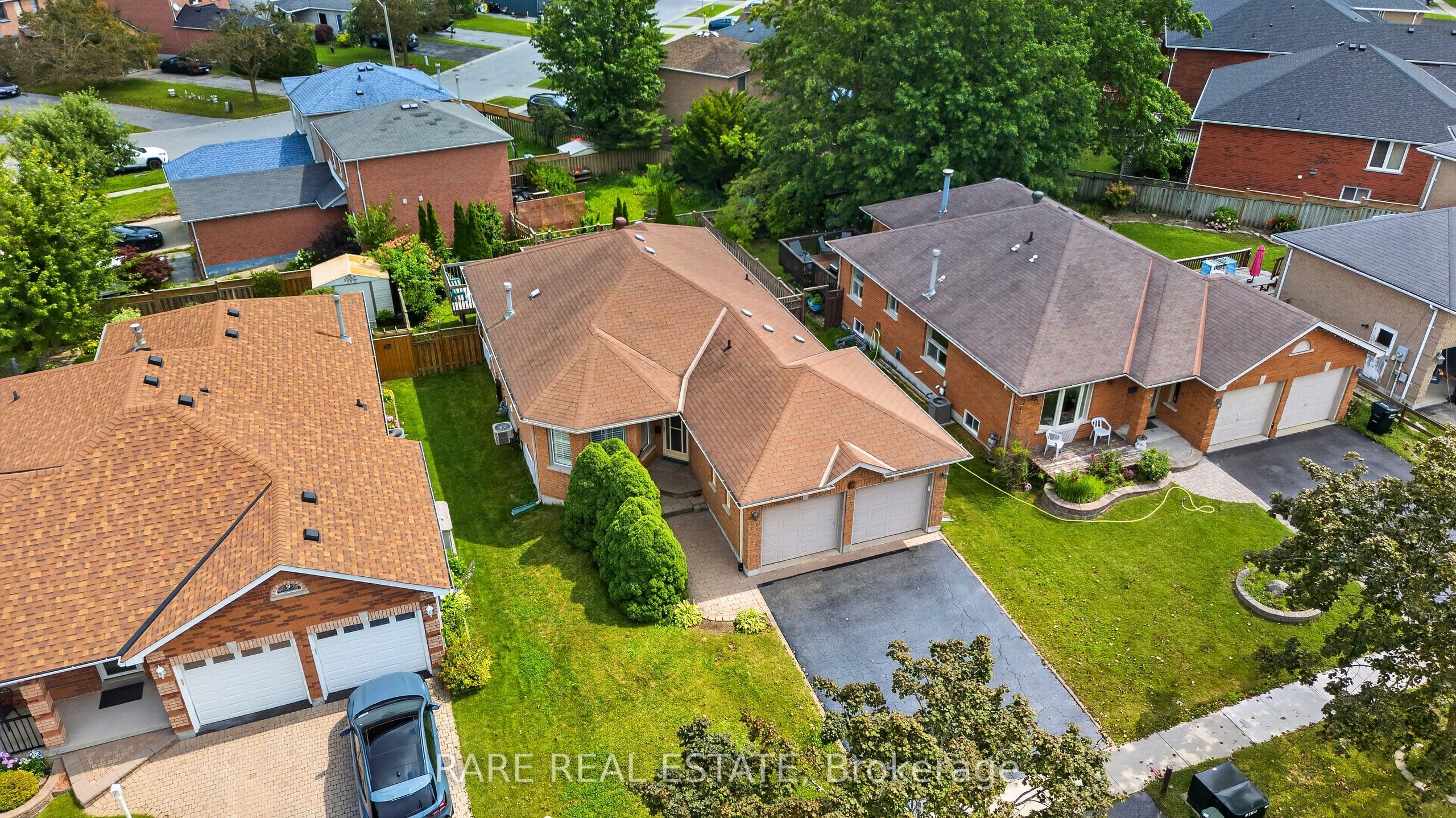 7 Longman Drive