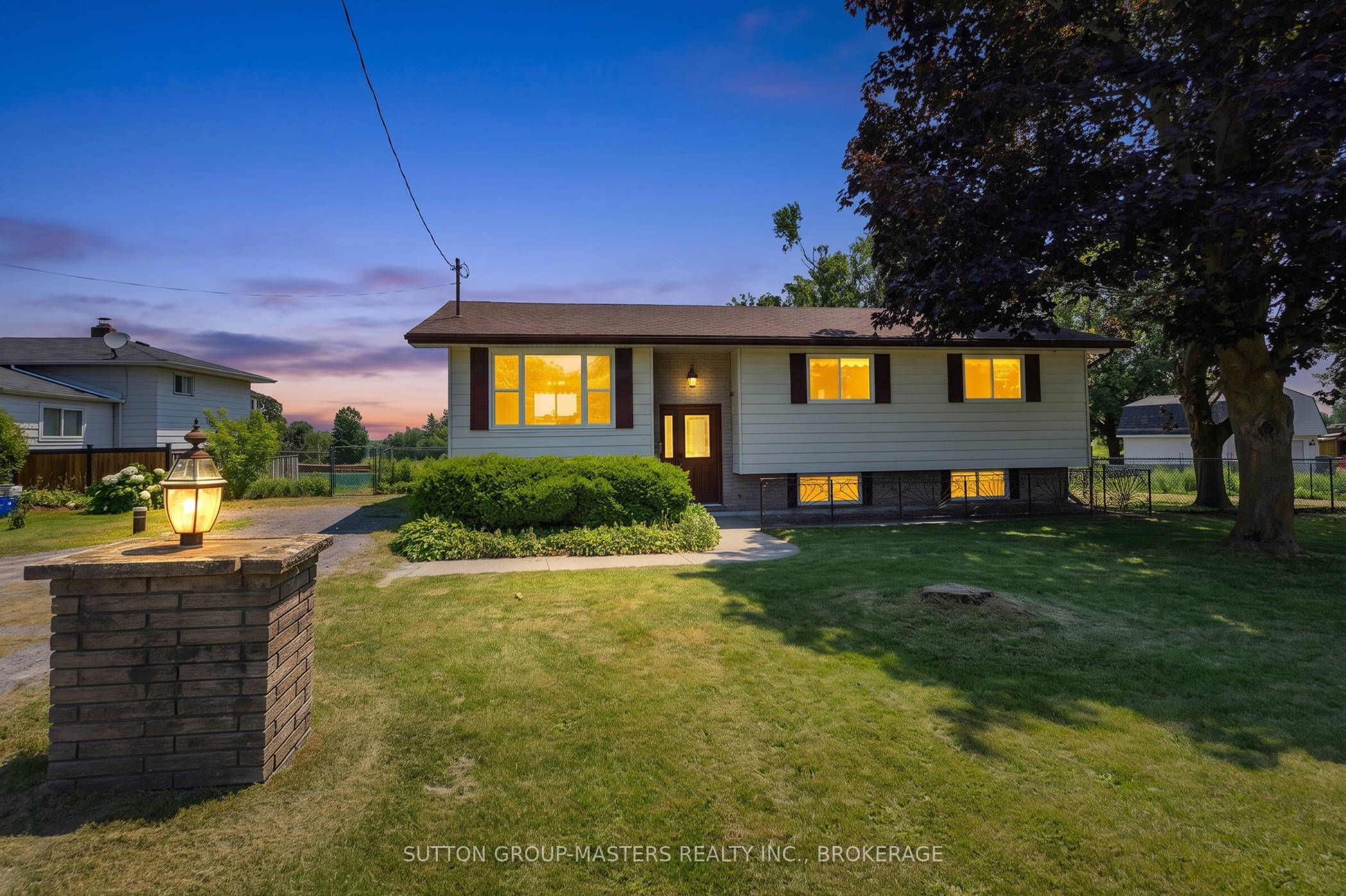 2212 Battersea Road