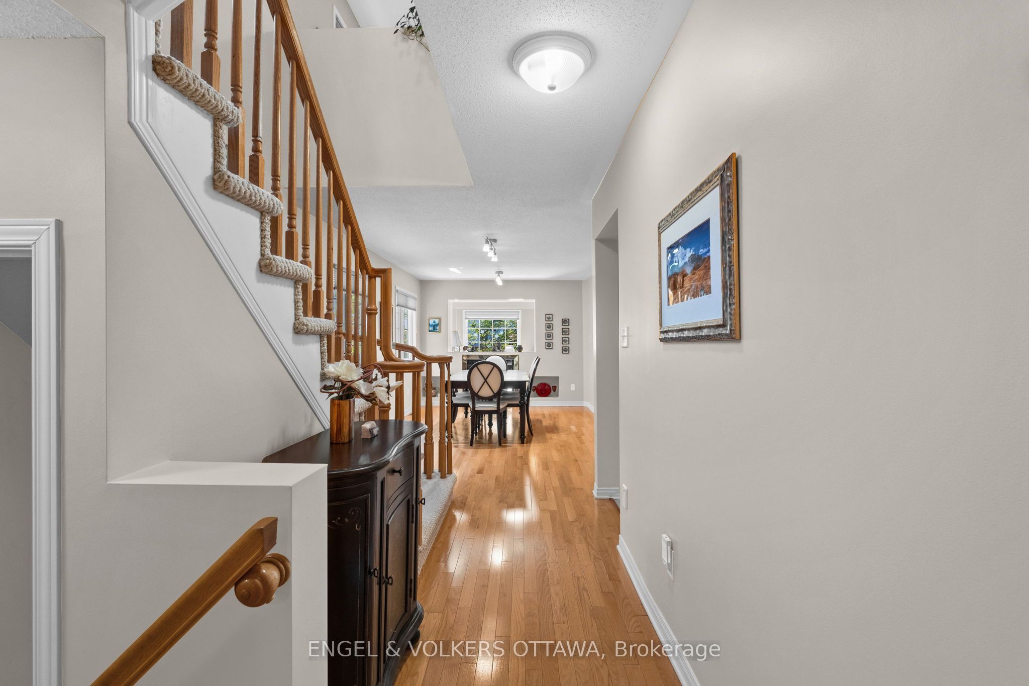 48 Fieldberry Private