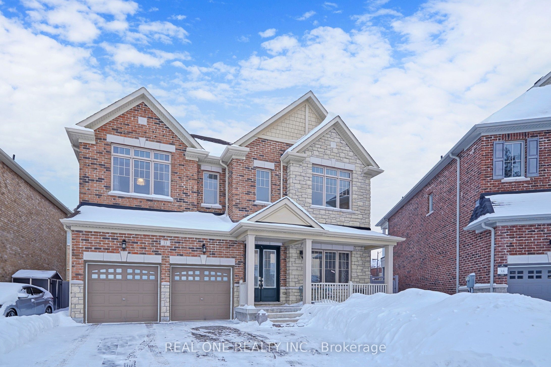 11 Match Point Court