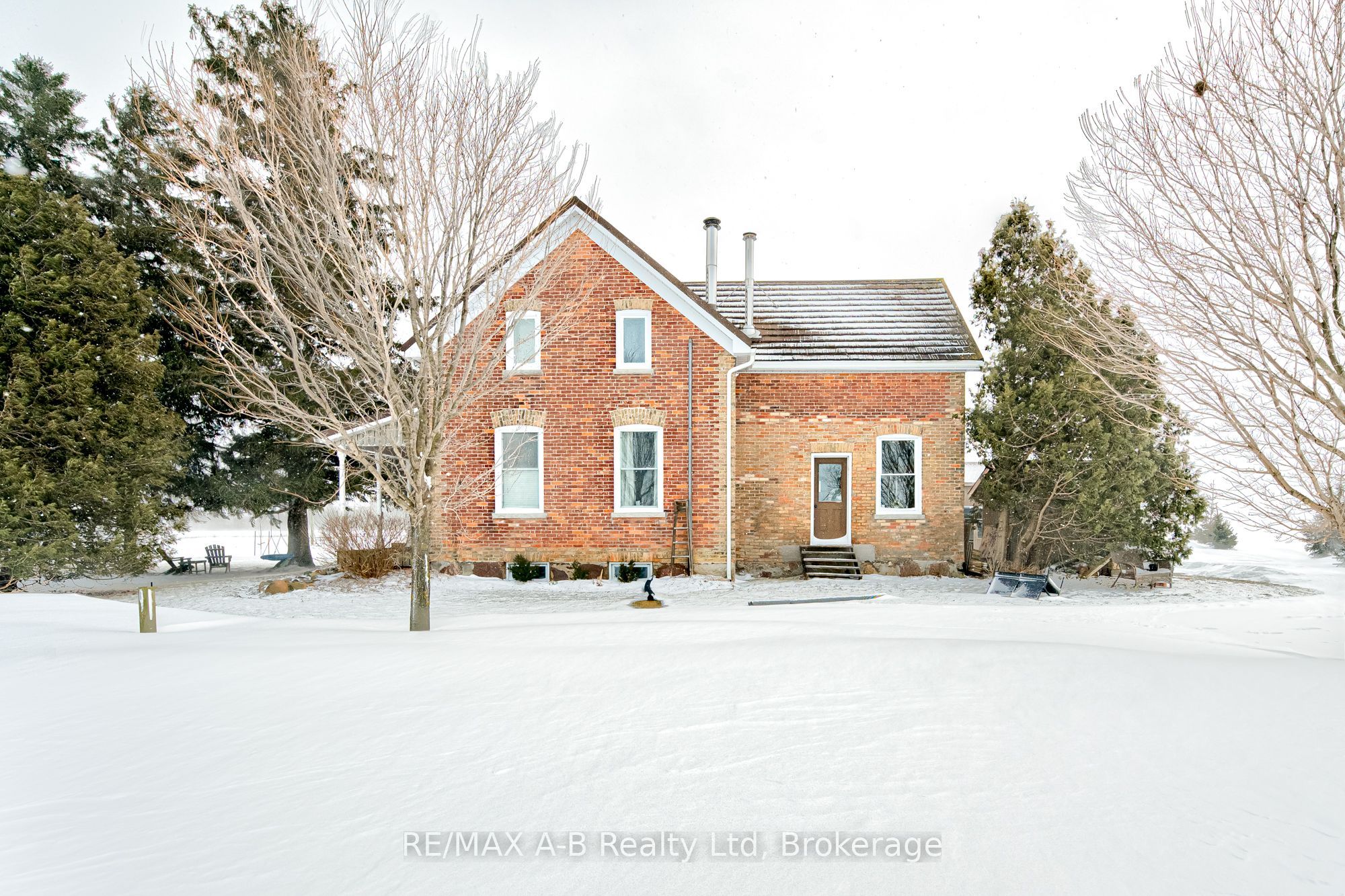 6355 Perth Rd 55 Line