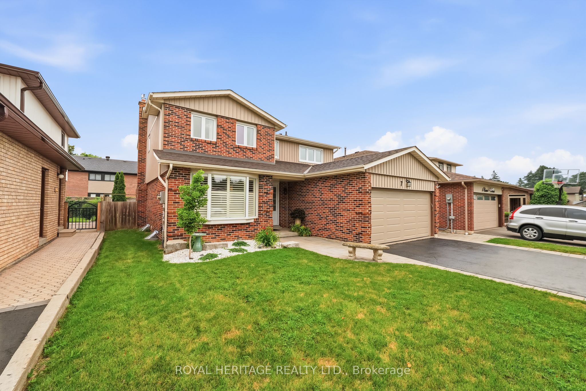 7 Carter Crescent