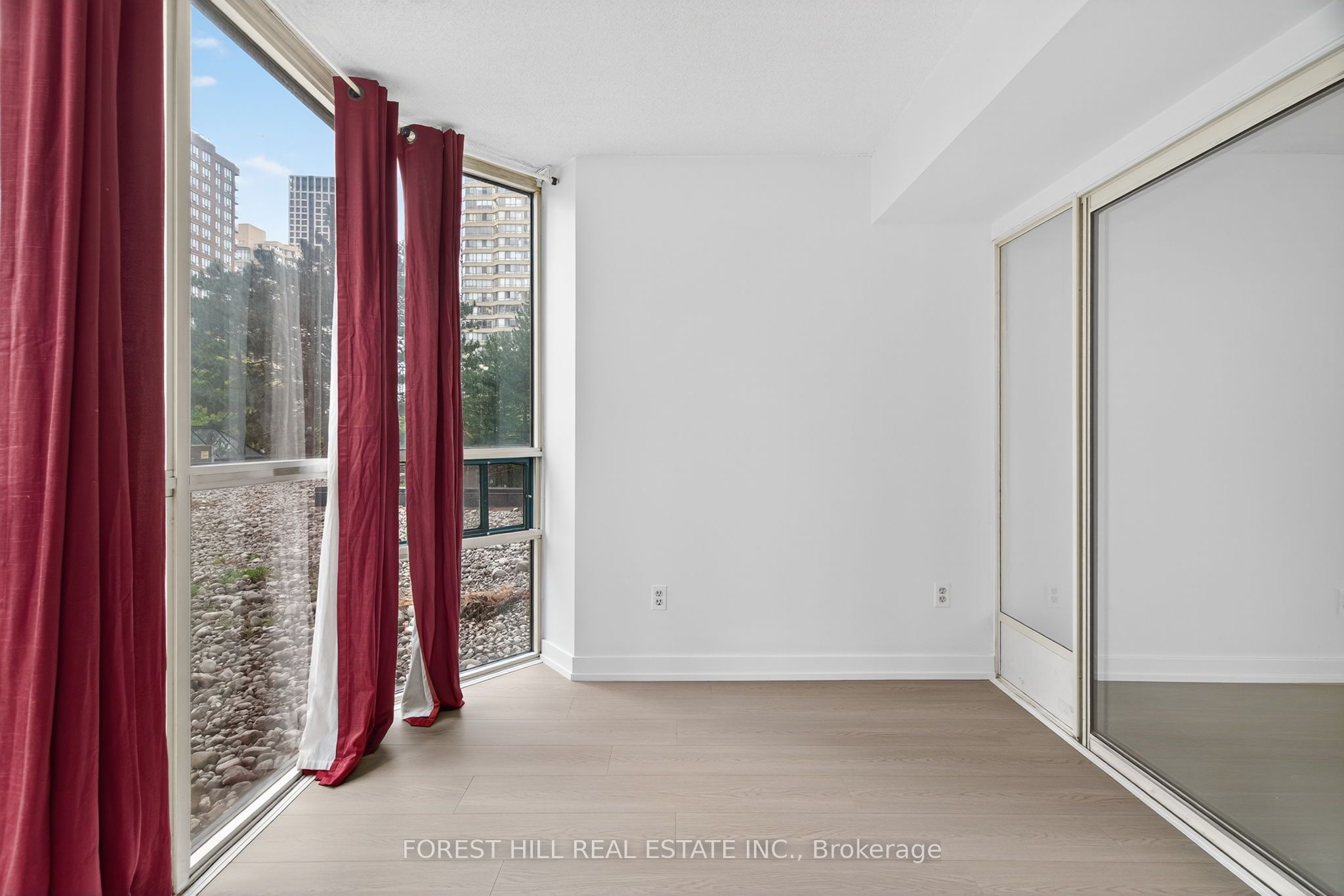 285 Enfield Place 210