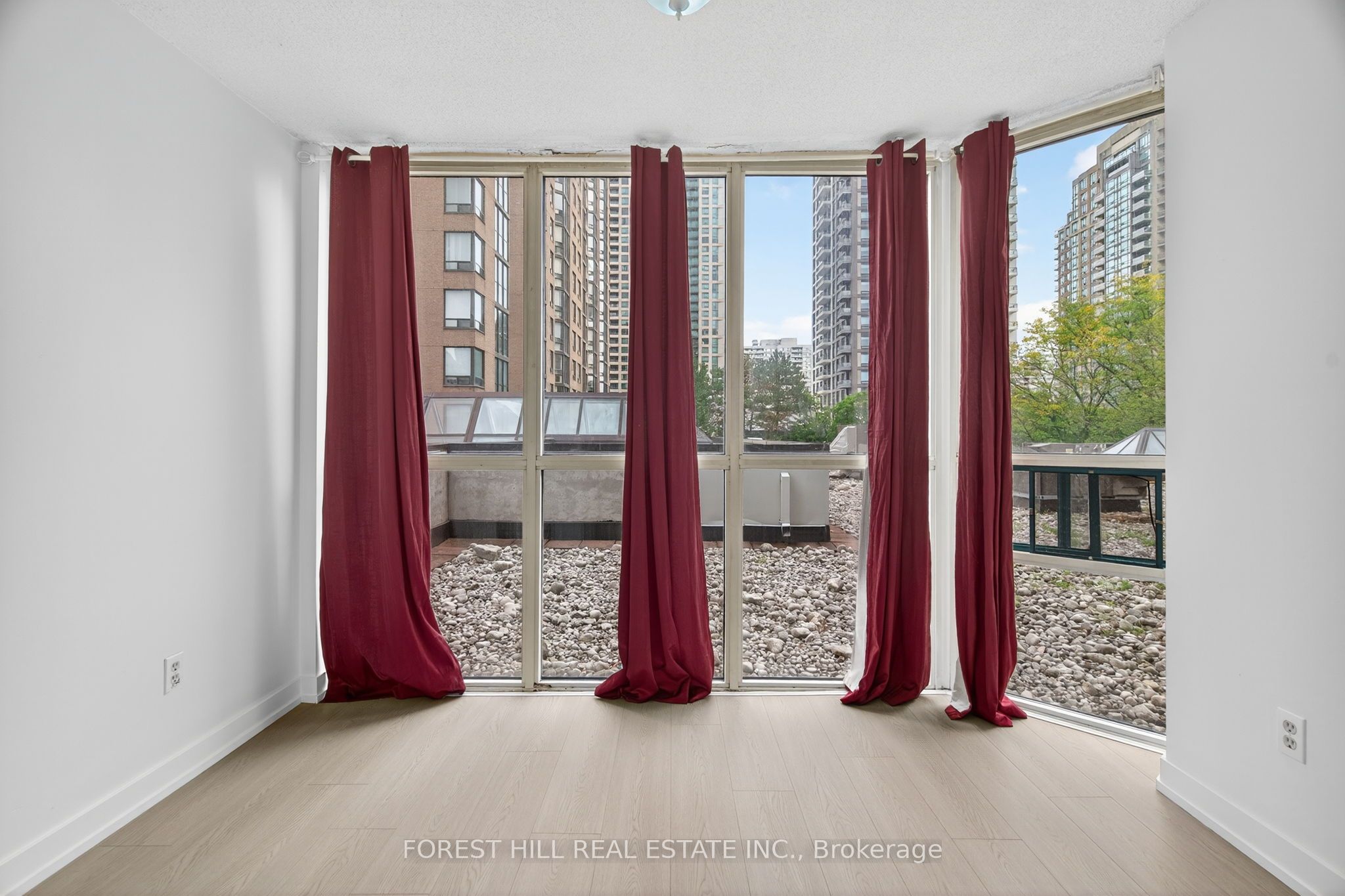 285 Enfield Place 210