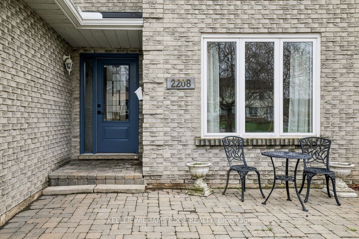 2208 Melissa Crescent