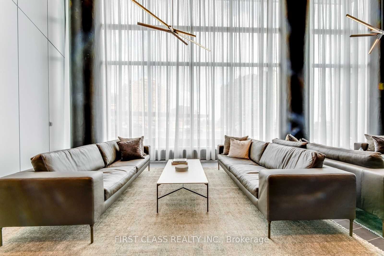 3900 Confederation Parkway 4301