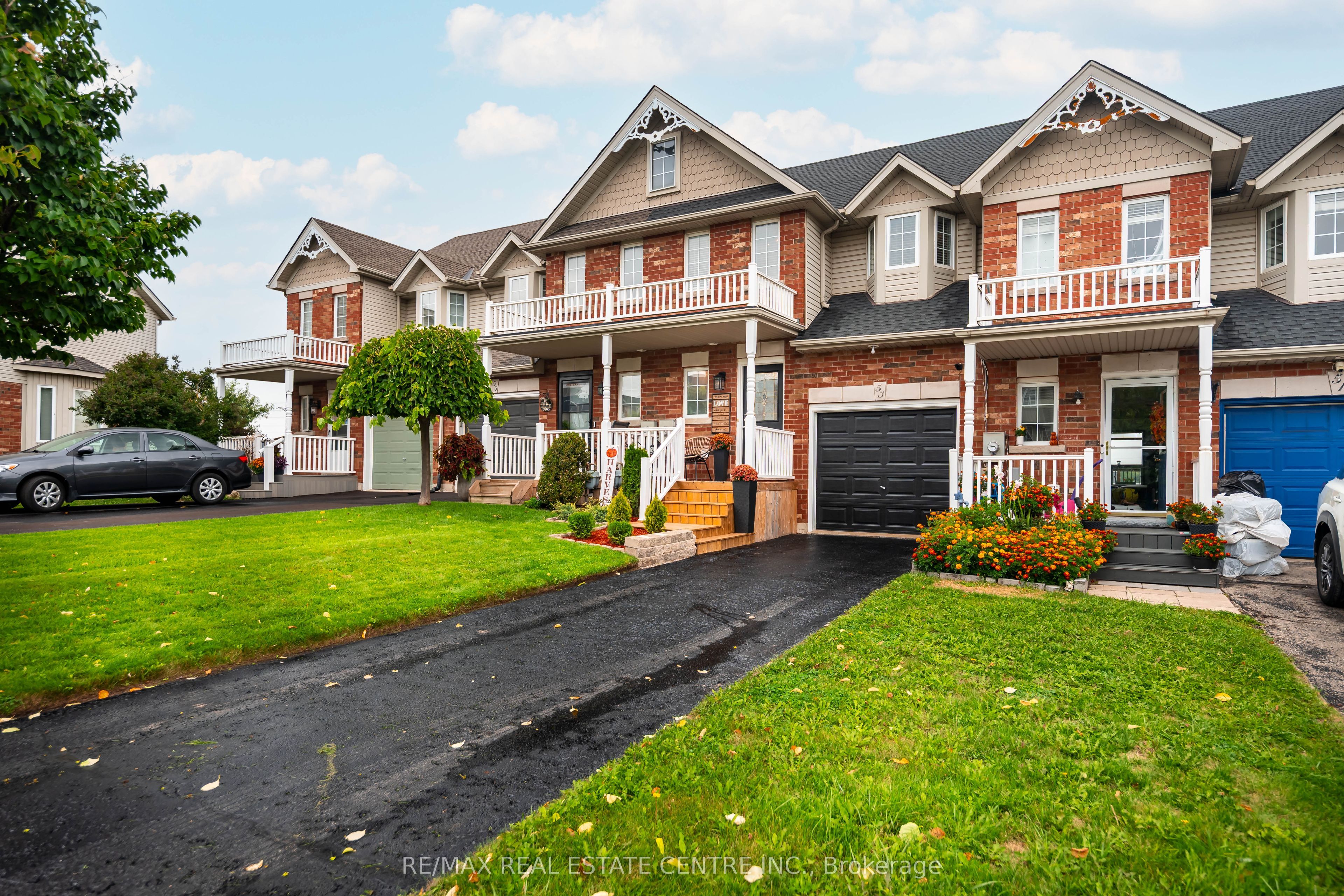 53 Benjamin Crescent
