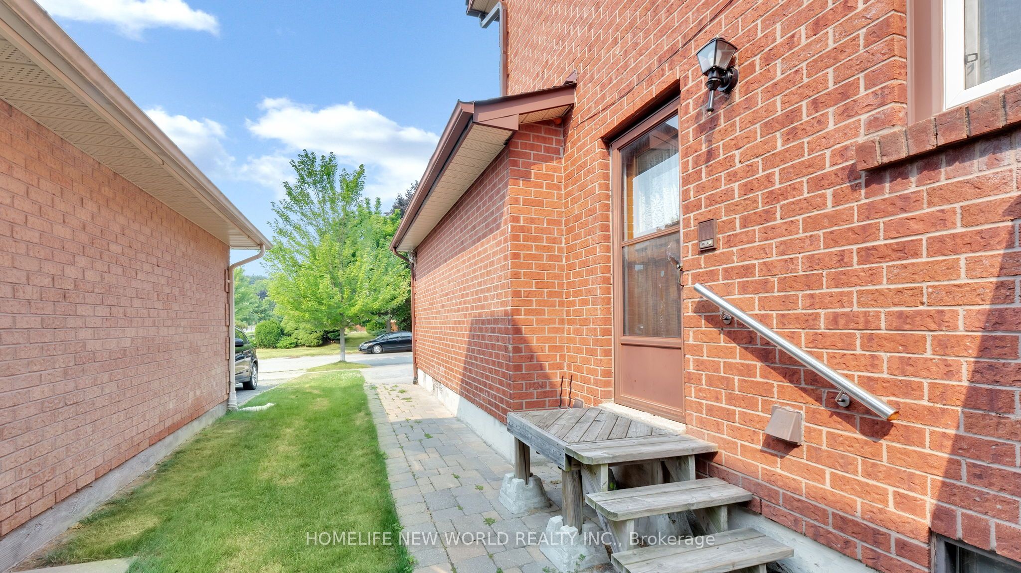 1251 Fawndale Road