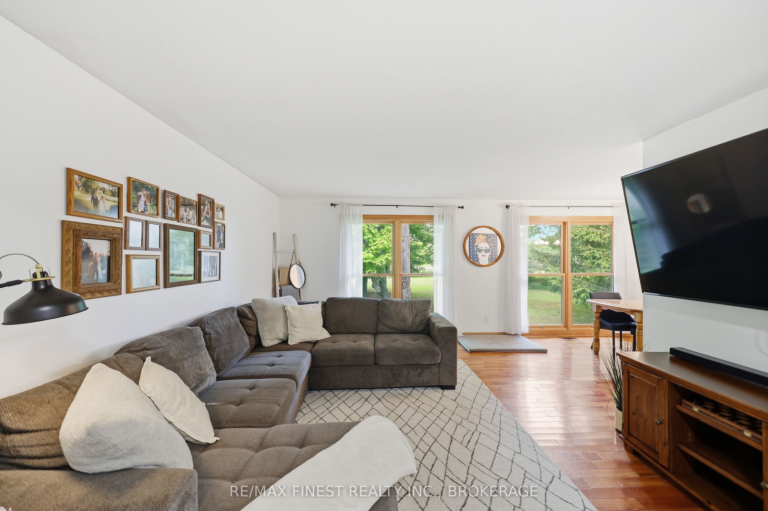 1465 Middle Road