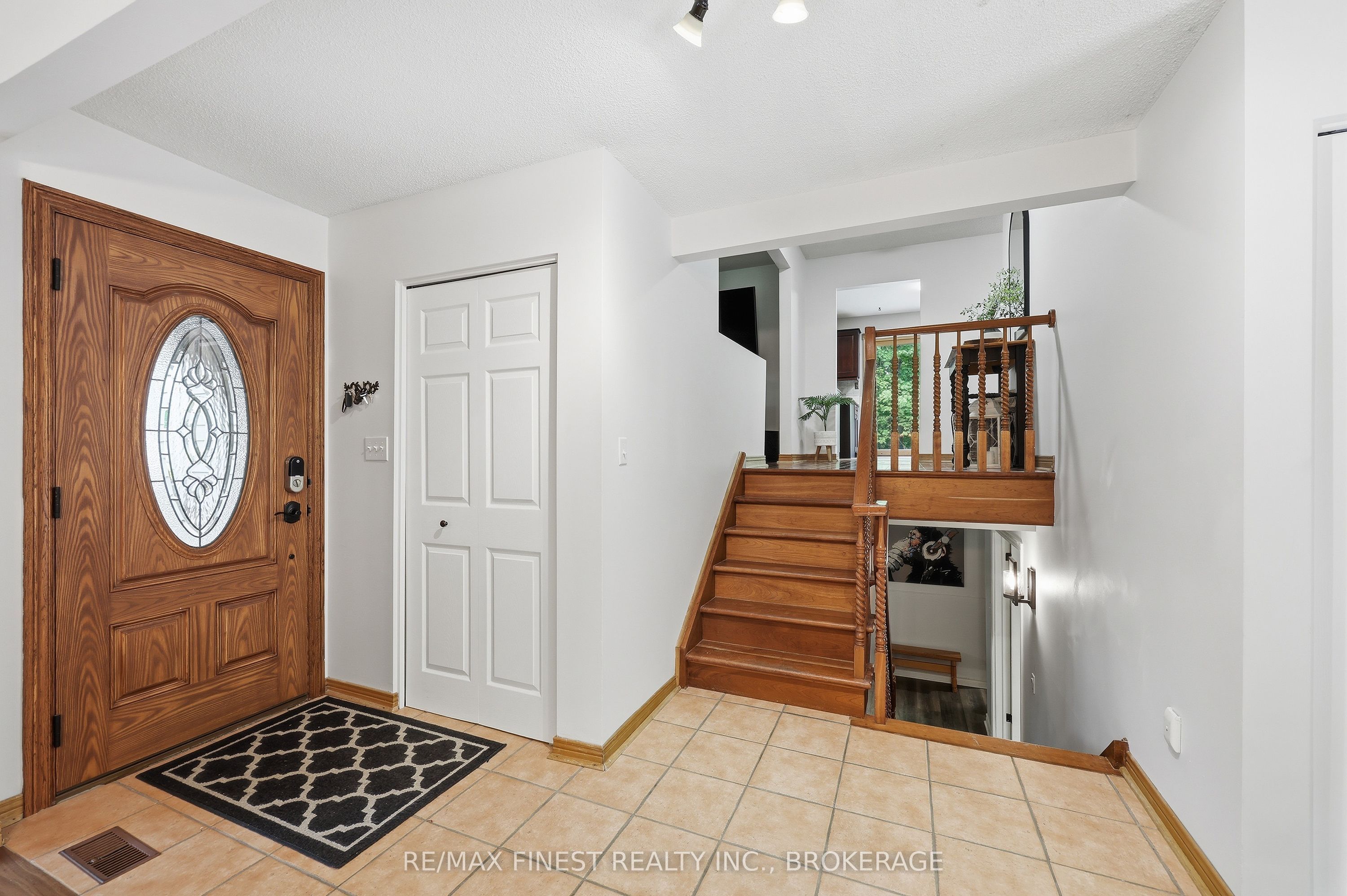1465 Middle Road