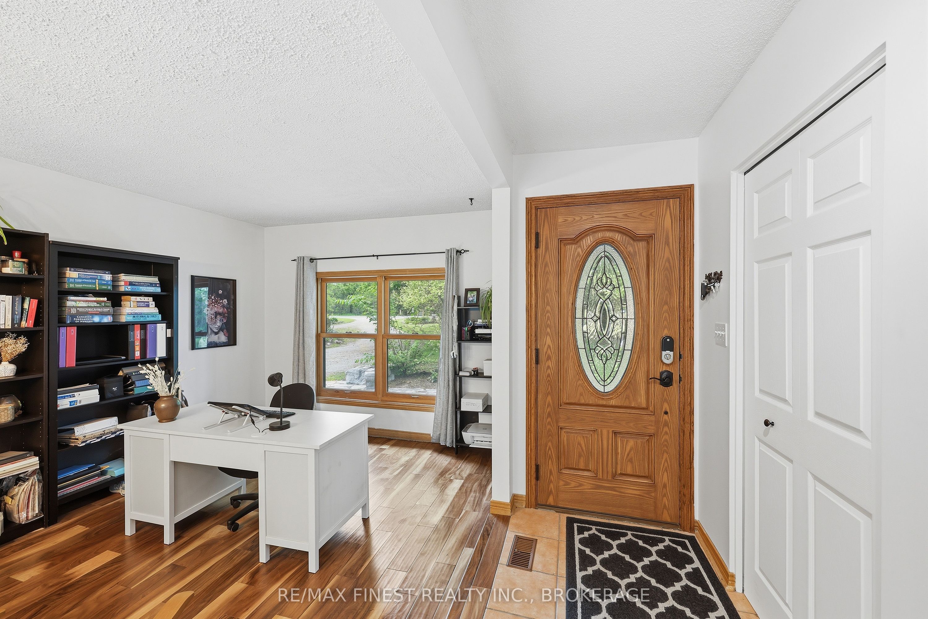 1465 Middle Road