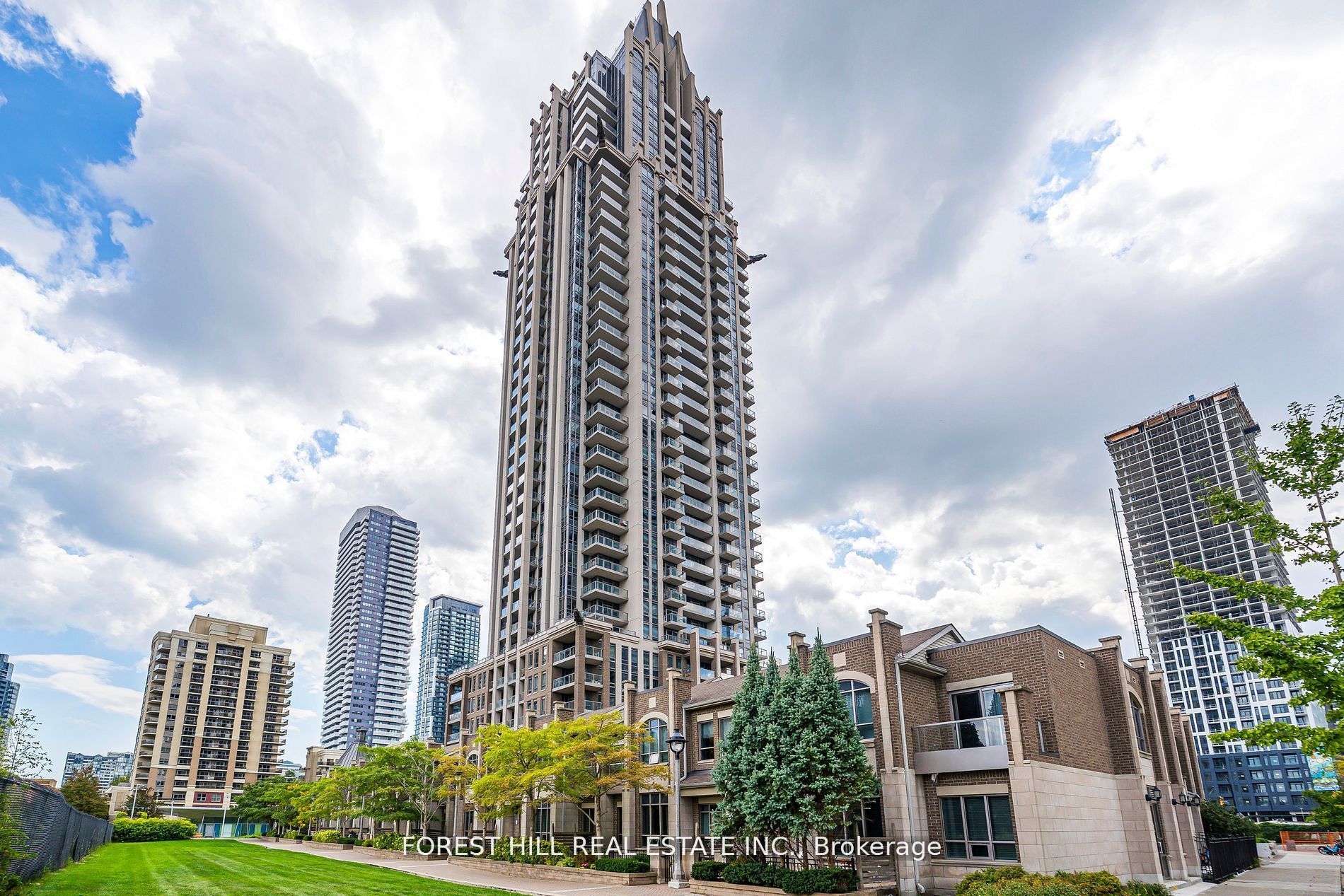 388 Prince Of Wales Drive 1610