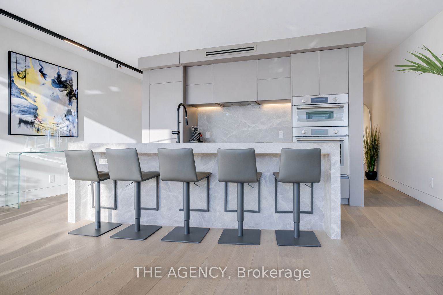 75 Portland Street 704