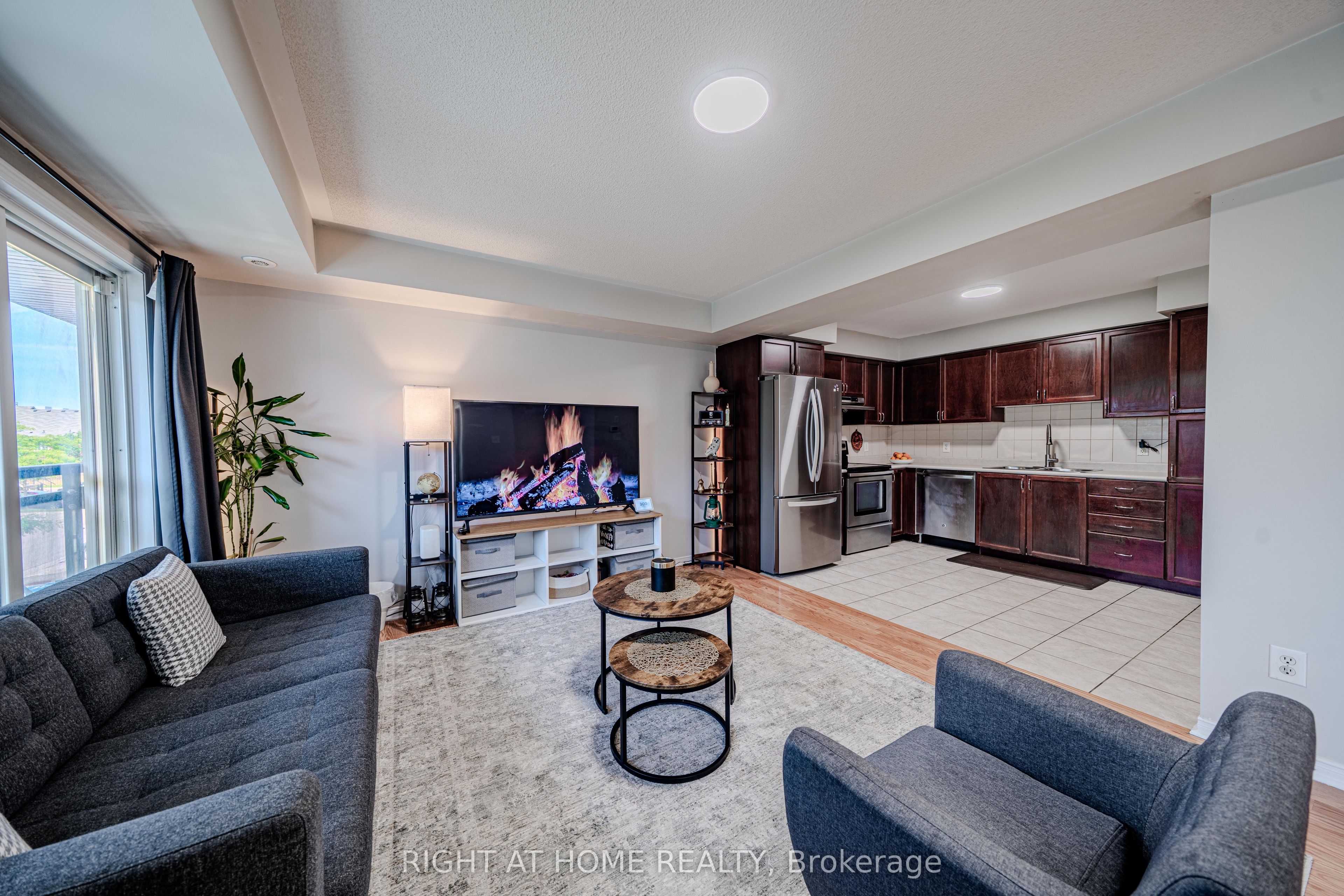 5035 Oscar Peterson Boulevard N 100