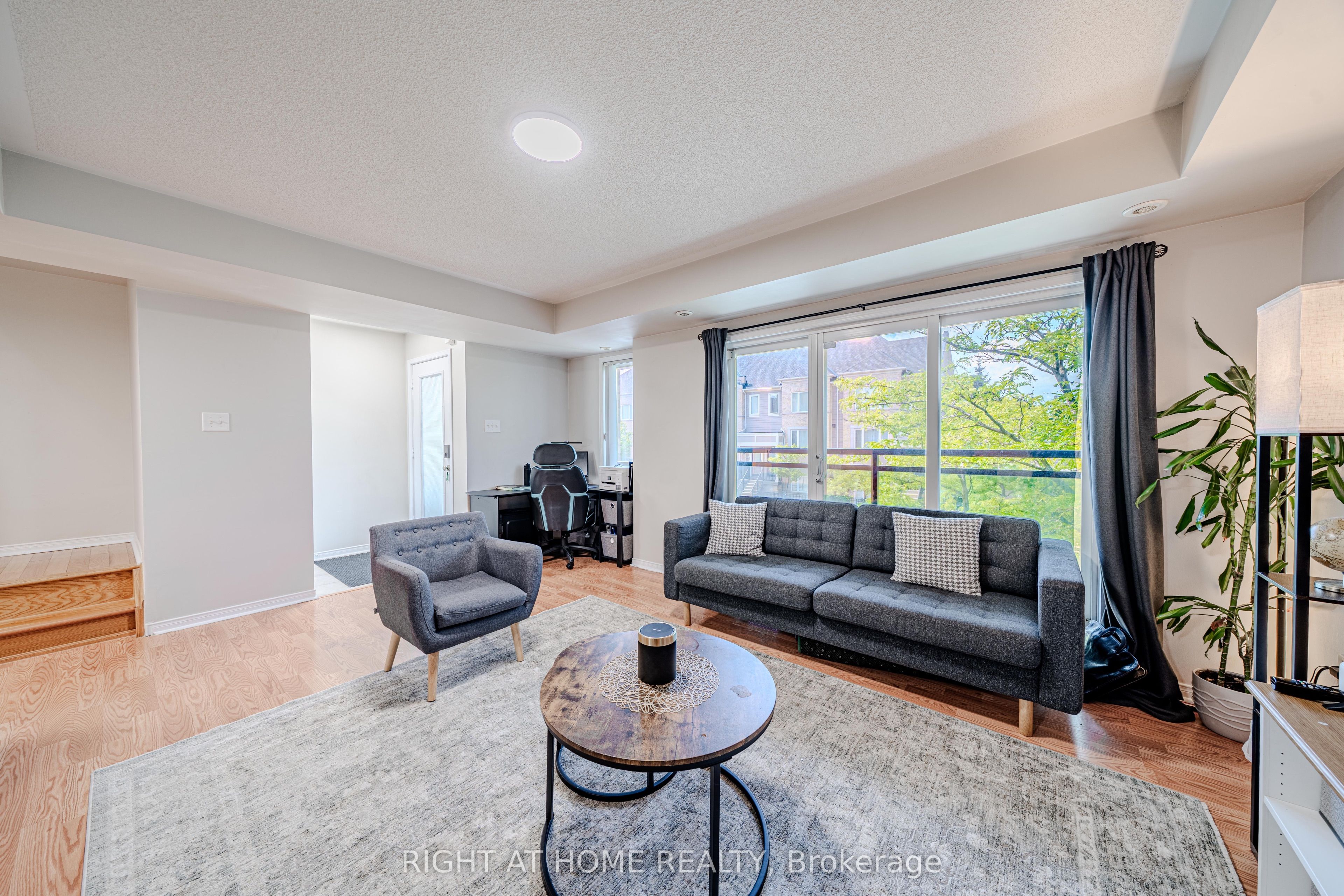 5035 Oscar Peterson Boulevard N 100