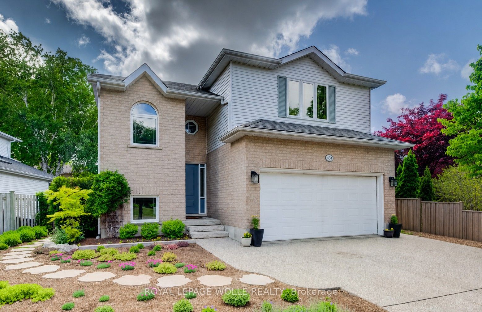 464 Northlake Drive