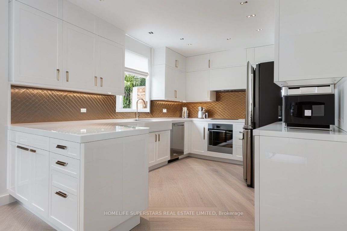 1565 Hastings Drive