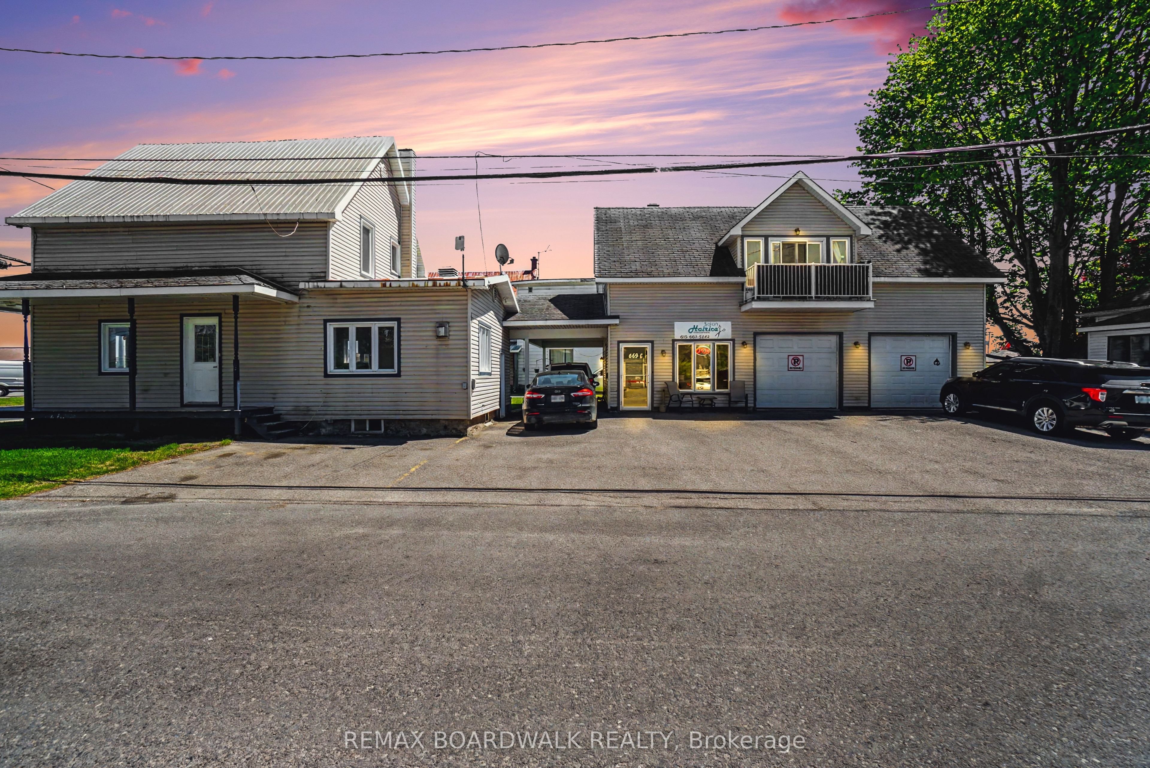 683 Principale Street