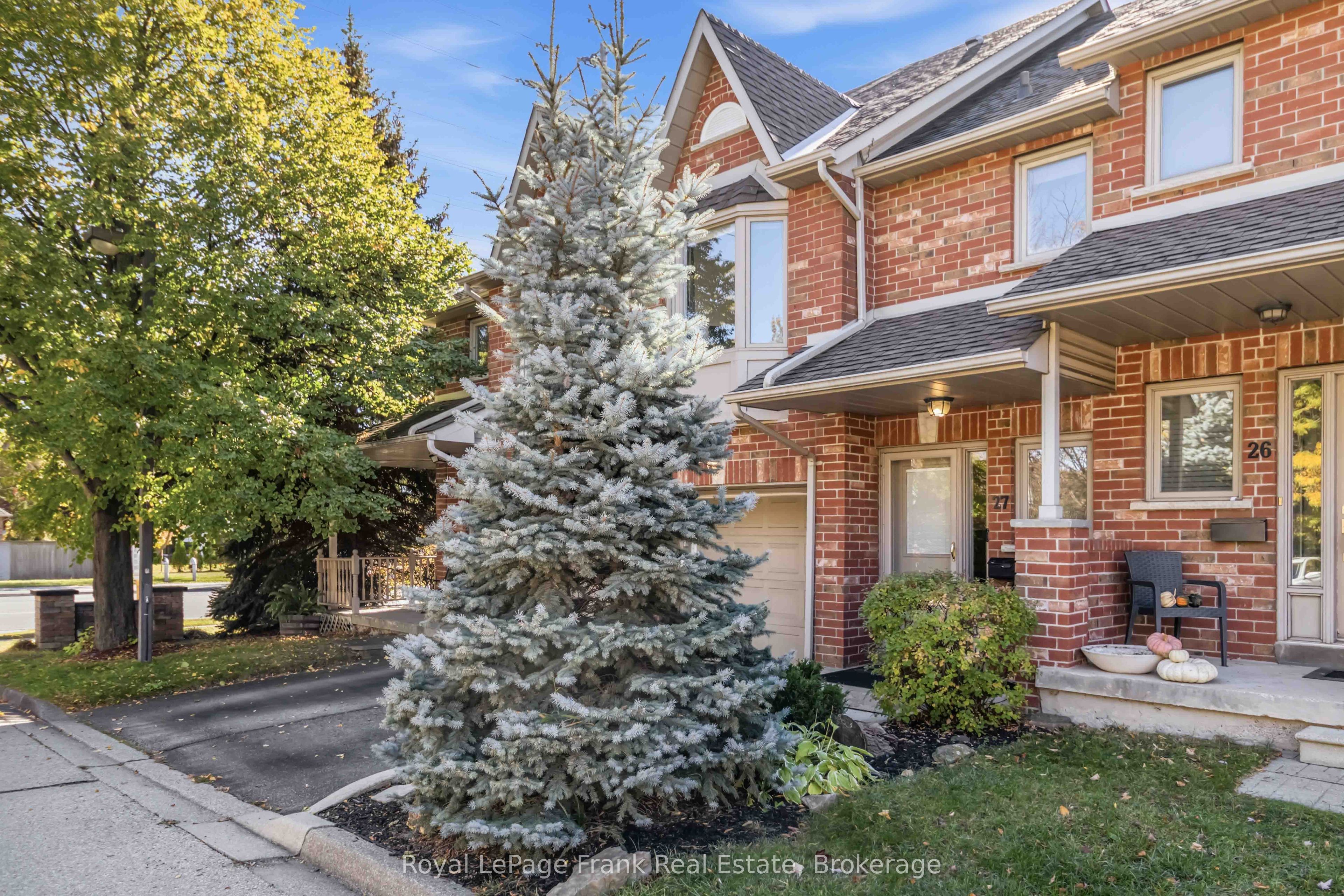 1385 Lakeshore Road W 27
