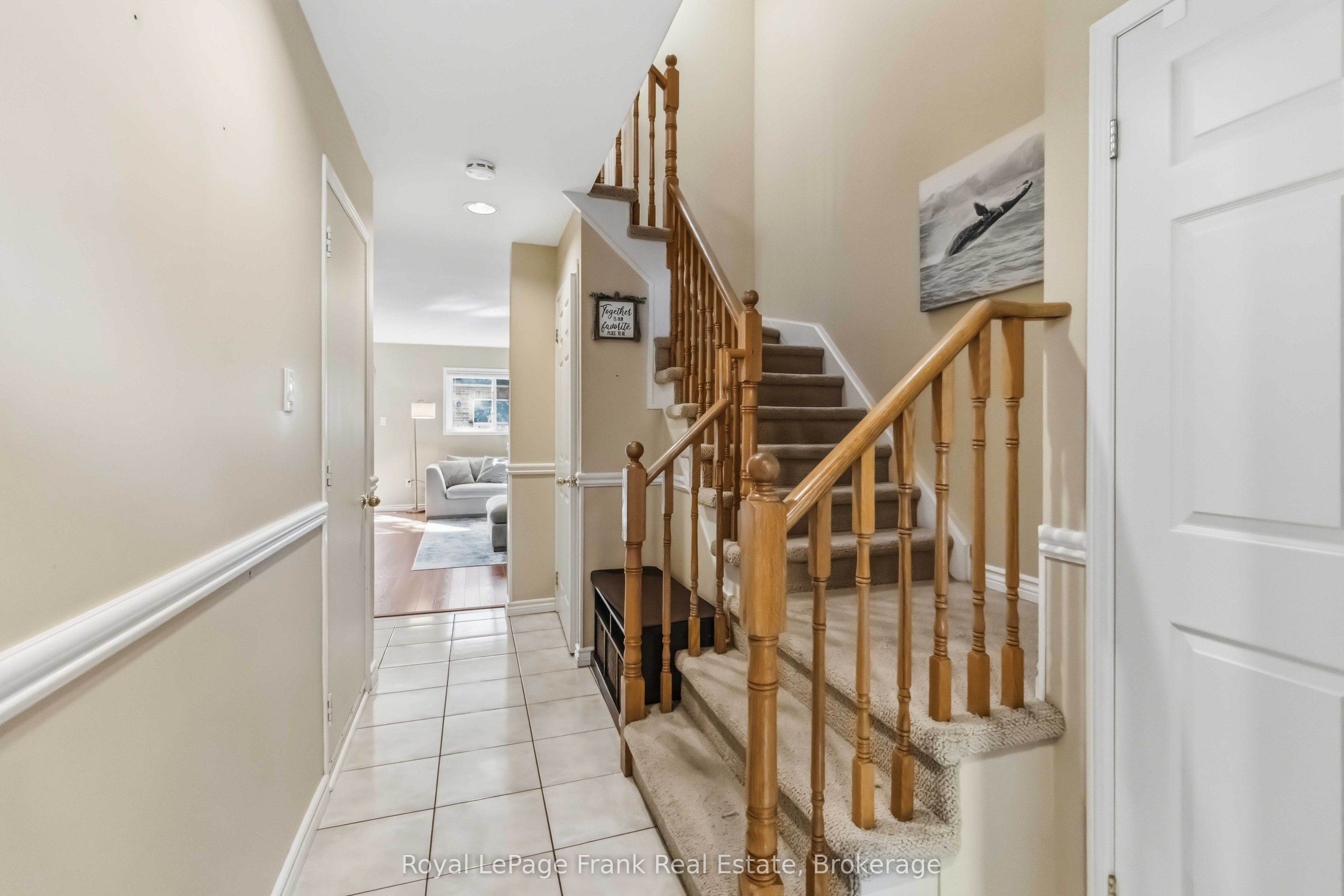 1385 Lakeshore Road W 27
