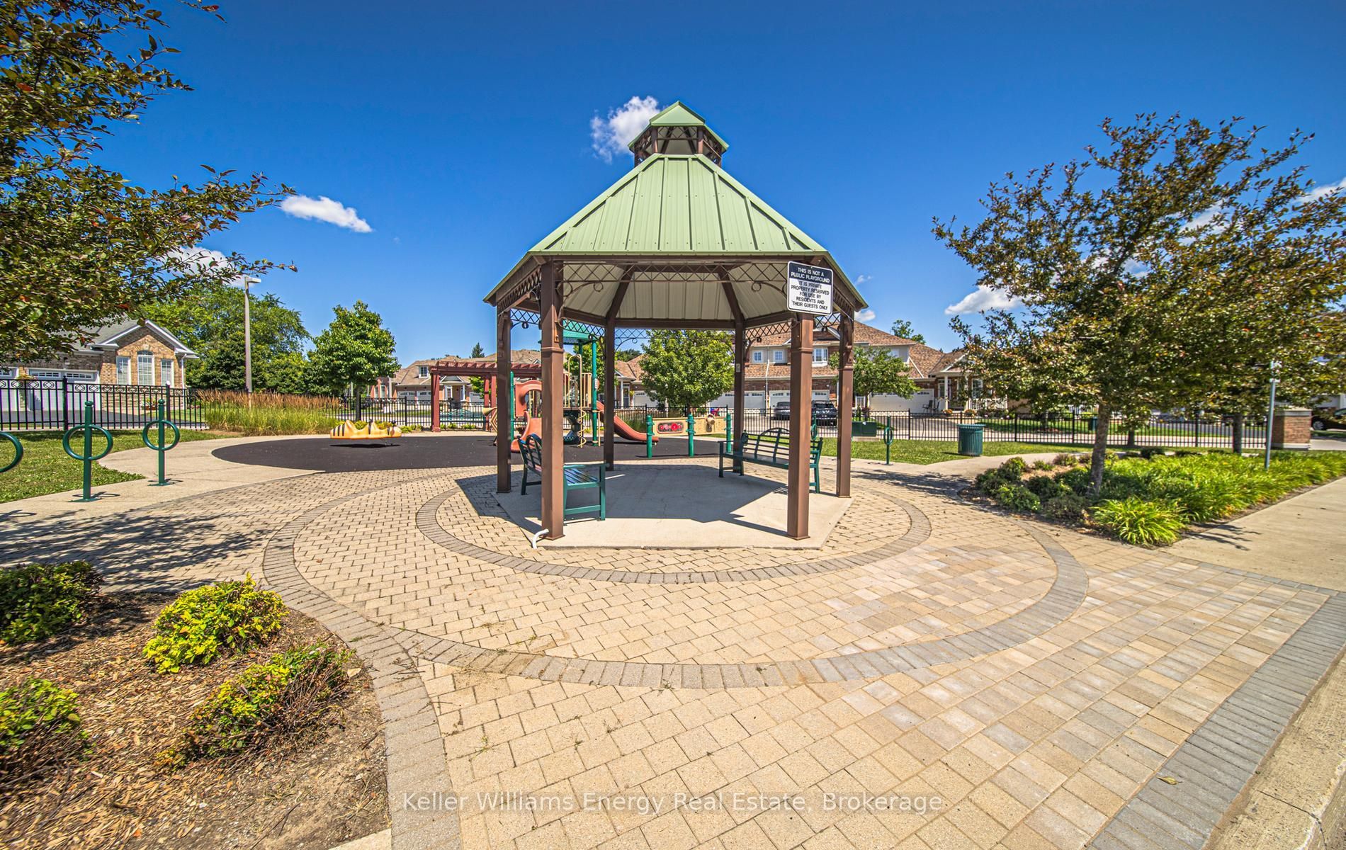 54 Harvey Johnston Way 208