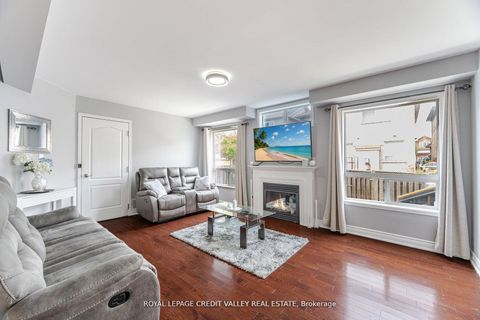 12 Greenhalf Drive Ajax ON L1S 7N6