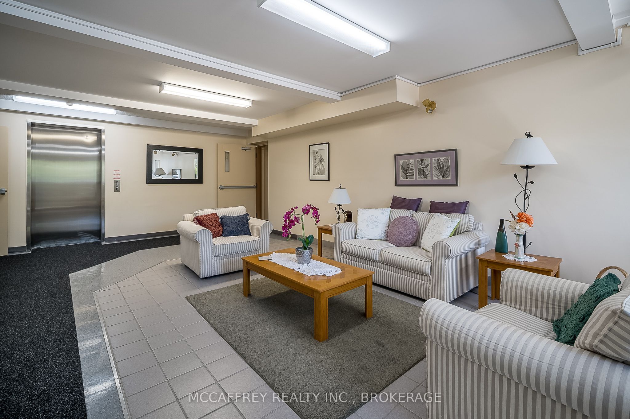 310 Kingsdale Avenue 103