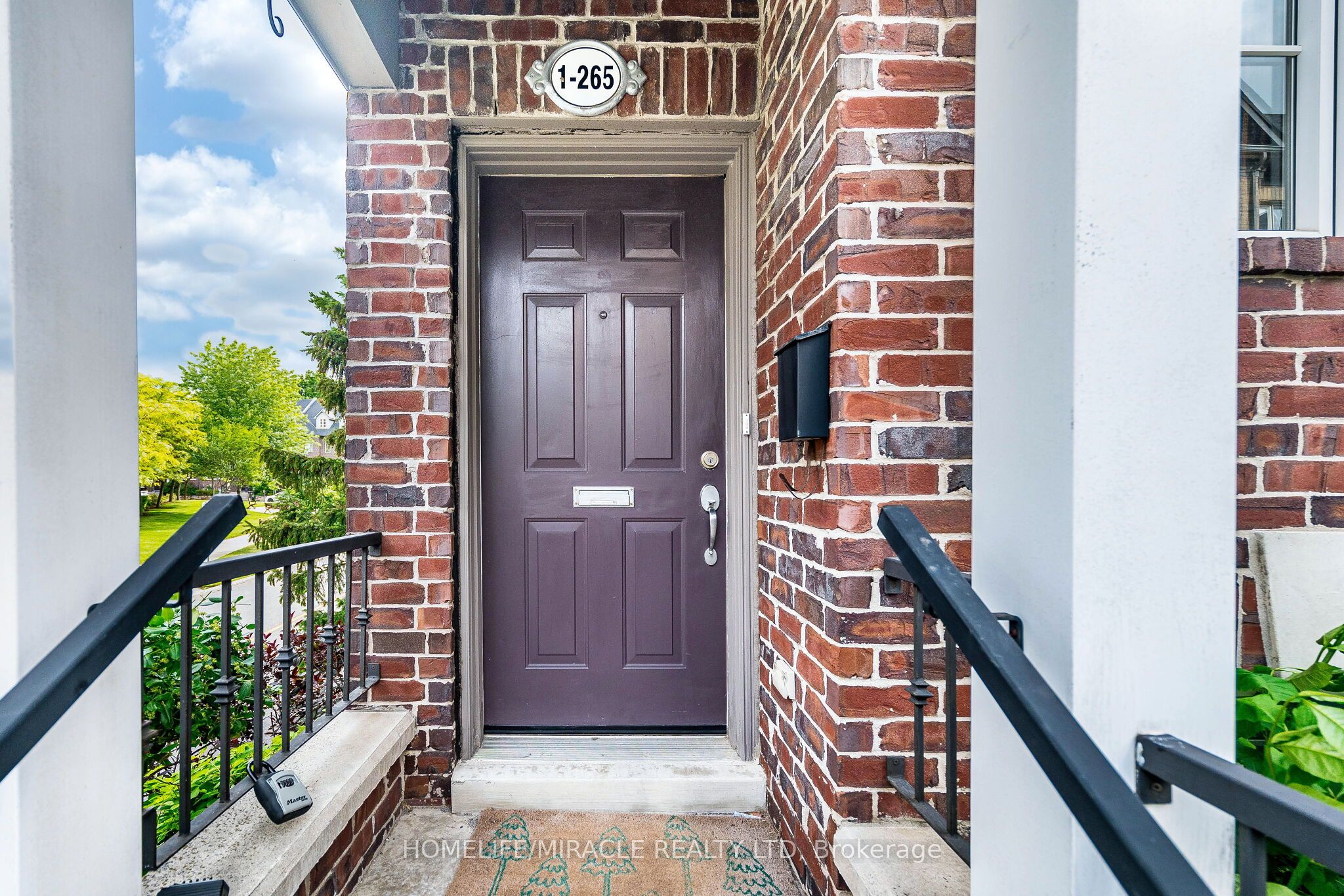 265 Van Dusen Boulevard 1