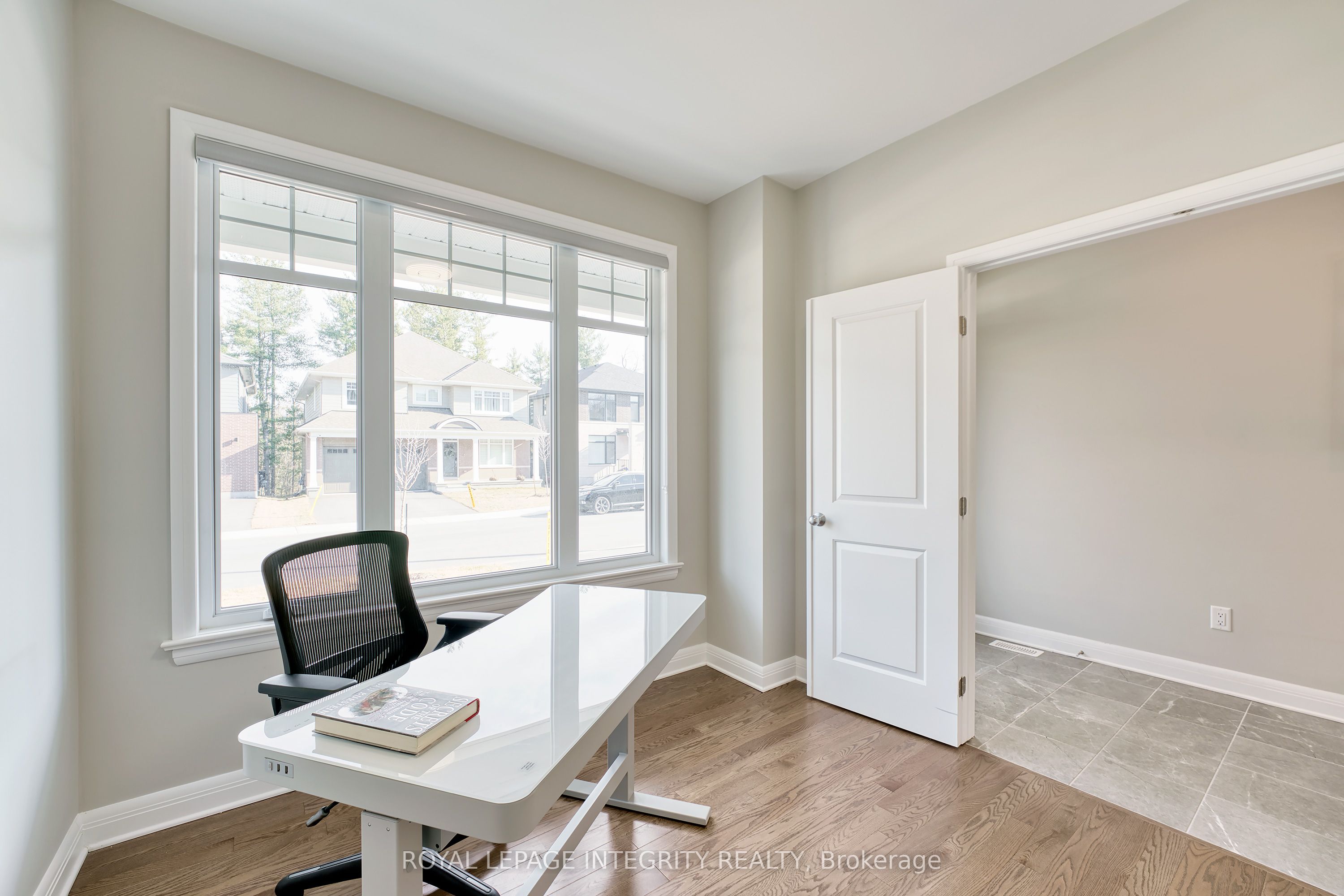 232 KETCHIKAN Crescent