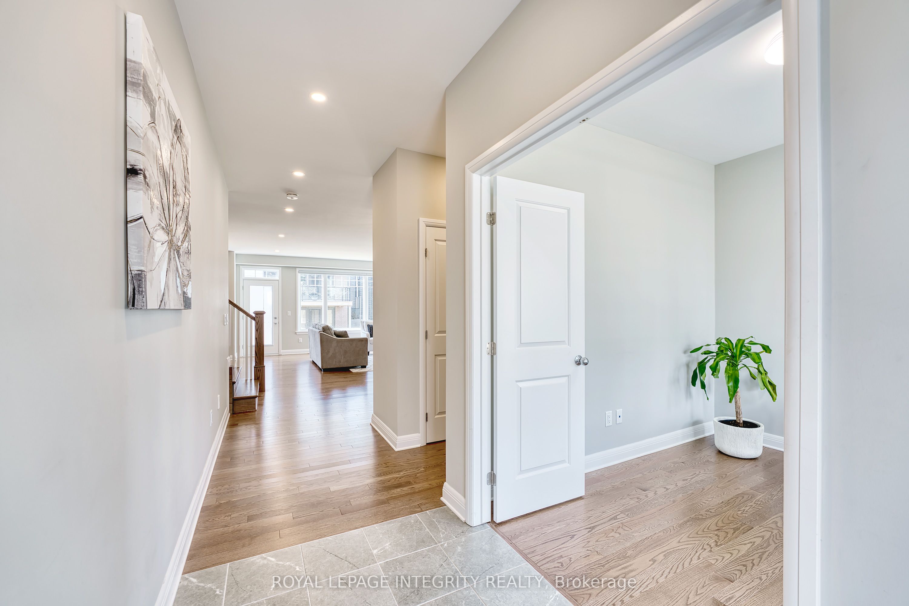 232 KETCHIKAN Crescent