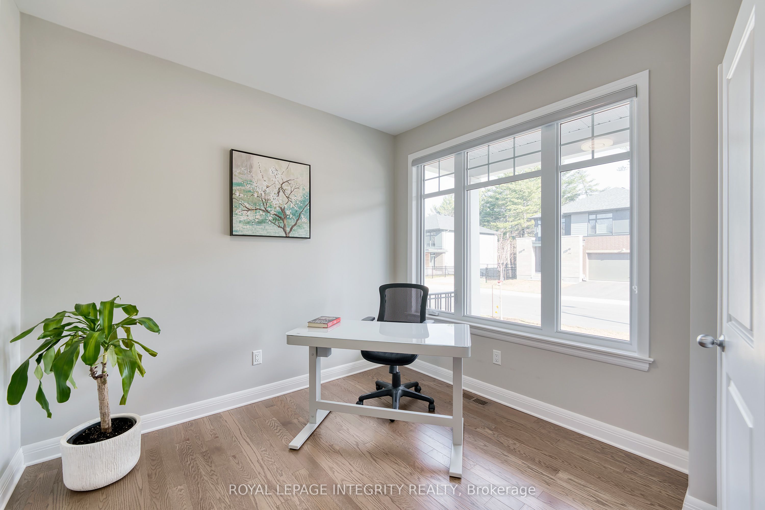 232 KETCHIKAN Crescent