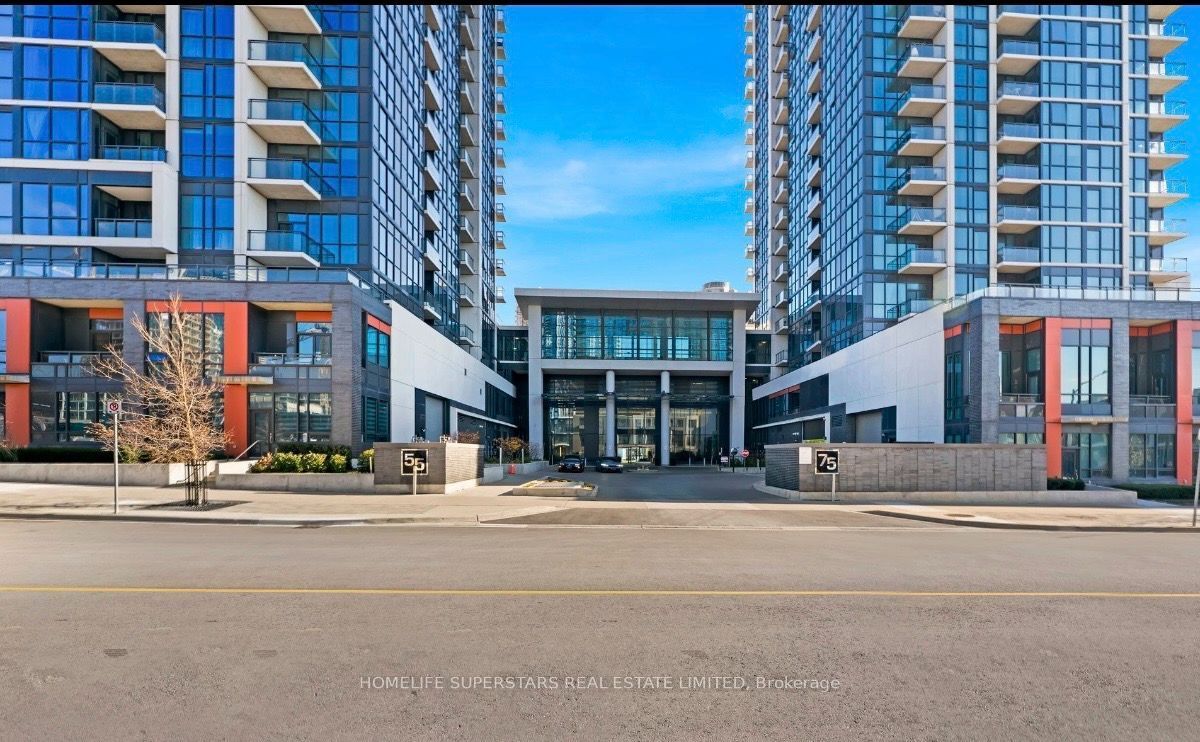 75 Eglinton Avenue W 901